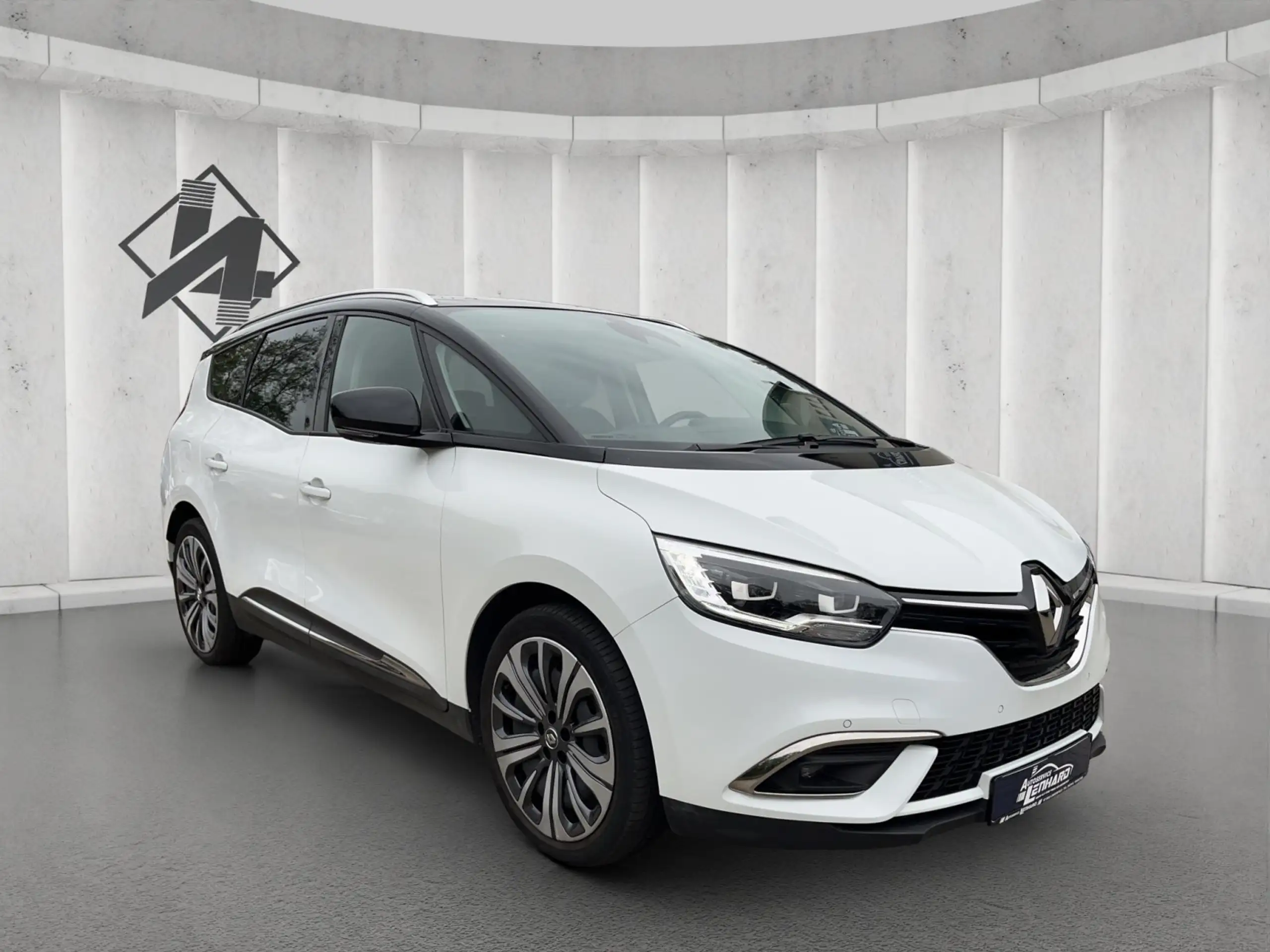 Renault Grand Scenic 2022