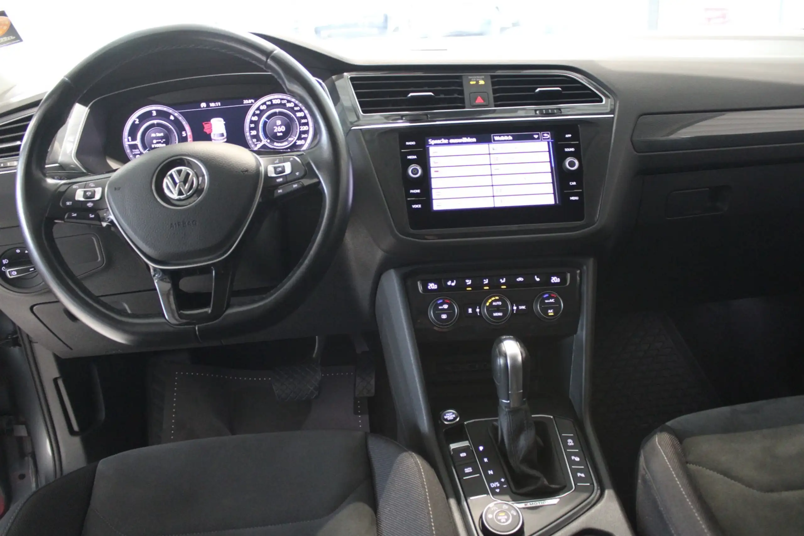 Volkswagen - Tiguan Allspace