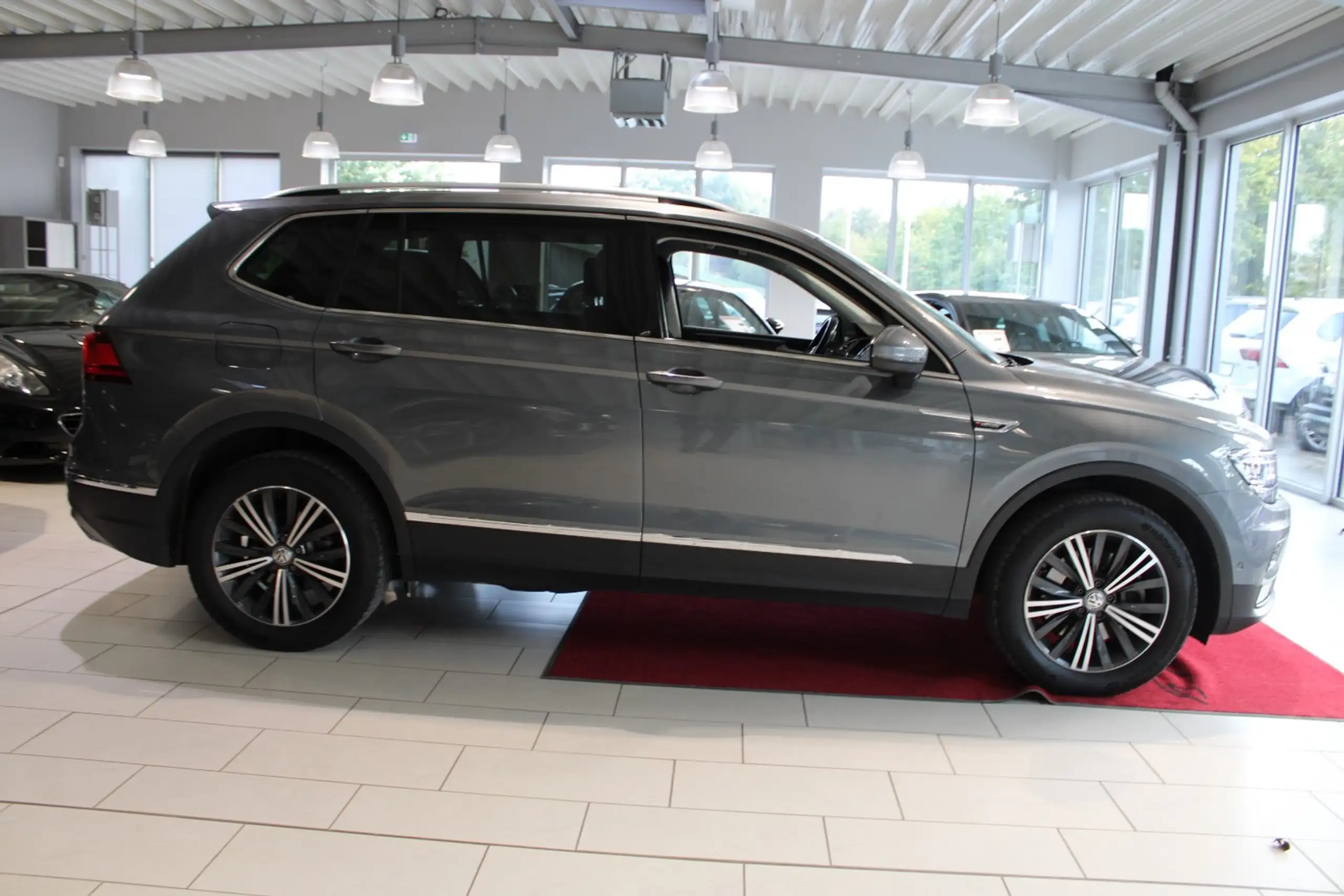 Volkswagen - Tiguan Allspace