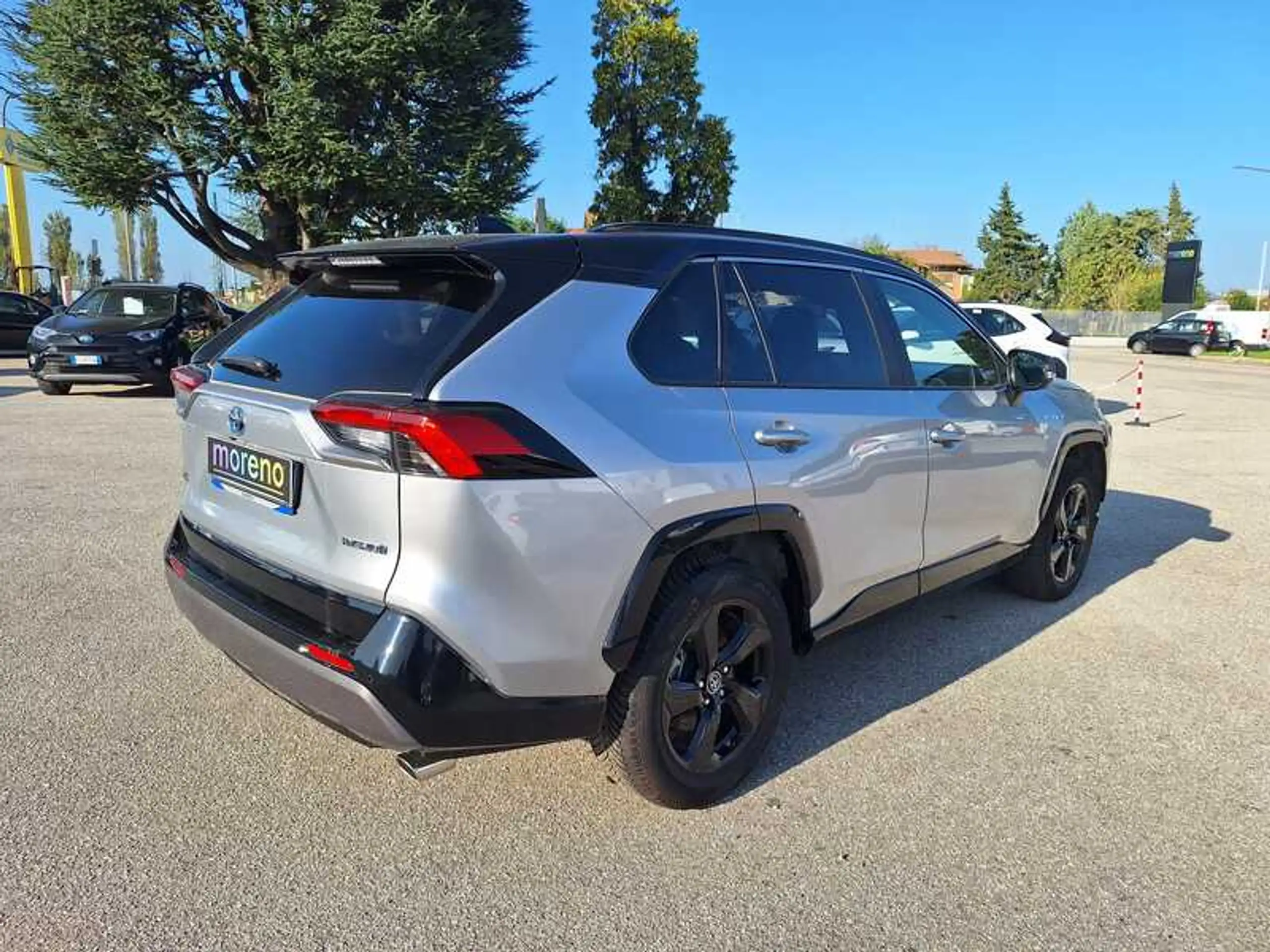 Toyota - RAV 4