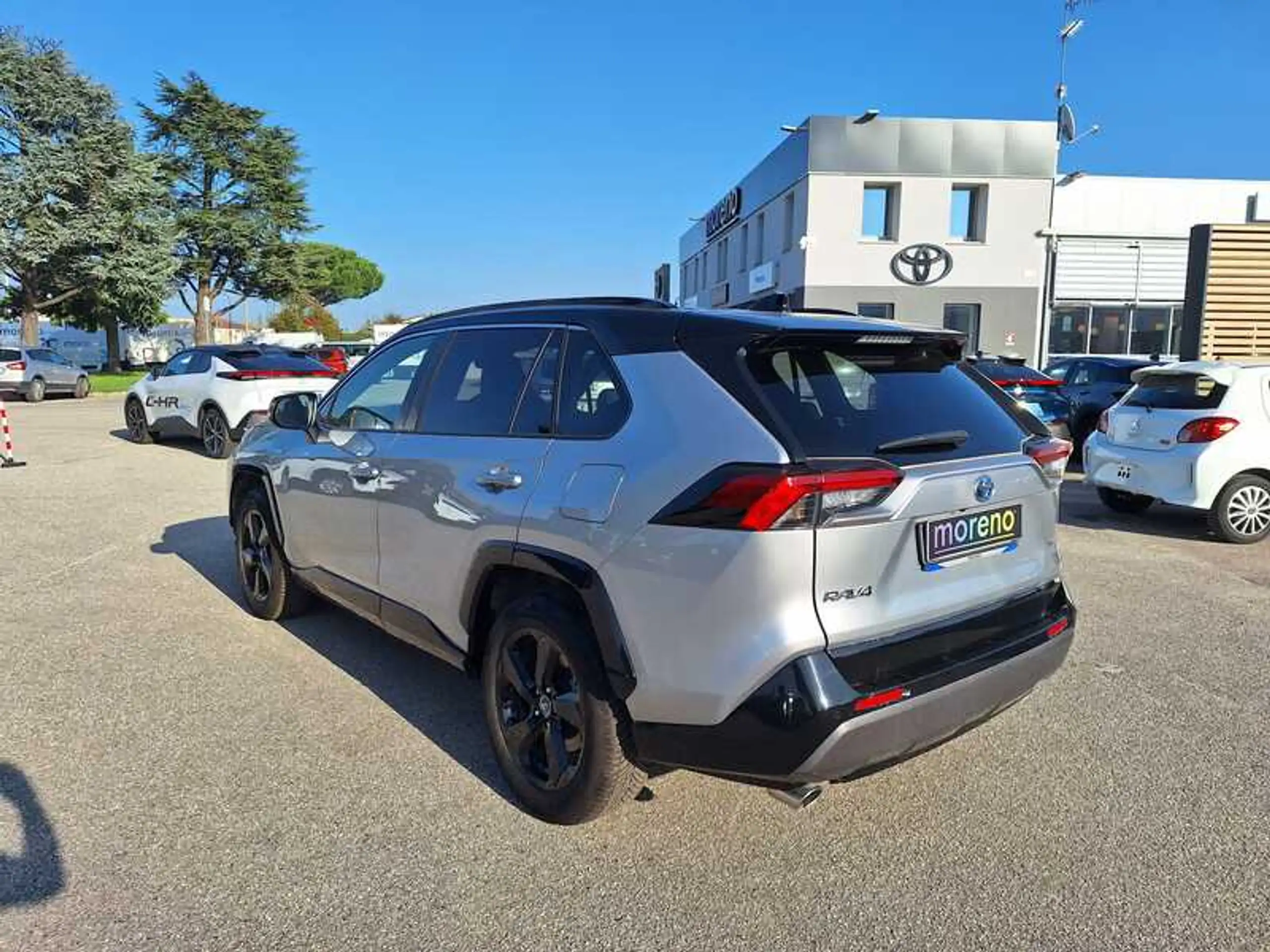 Toyota - RAV 4