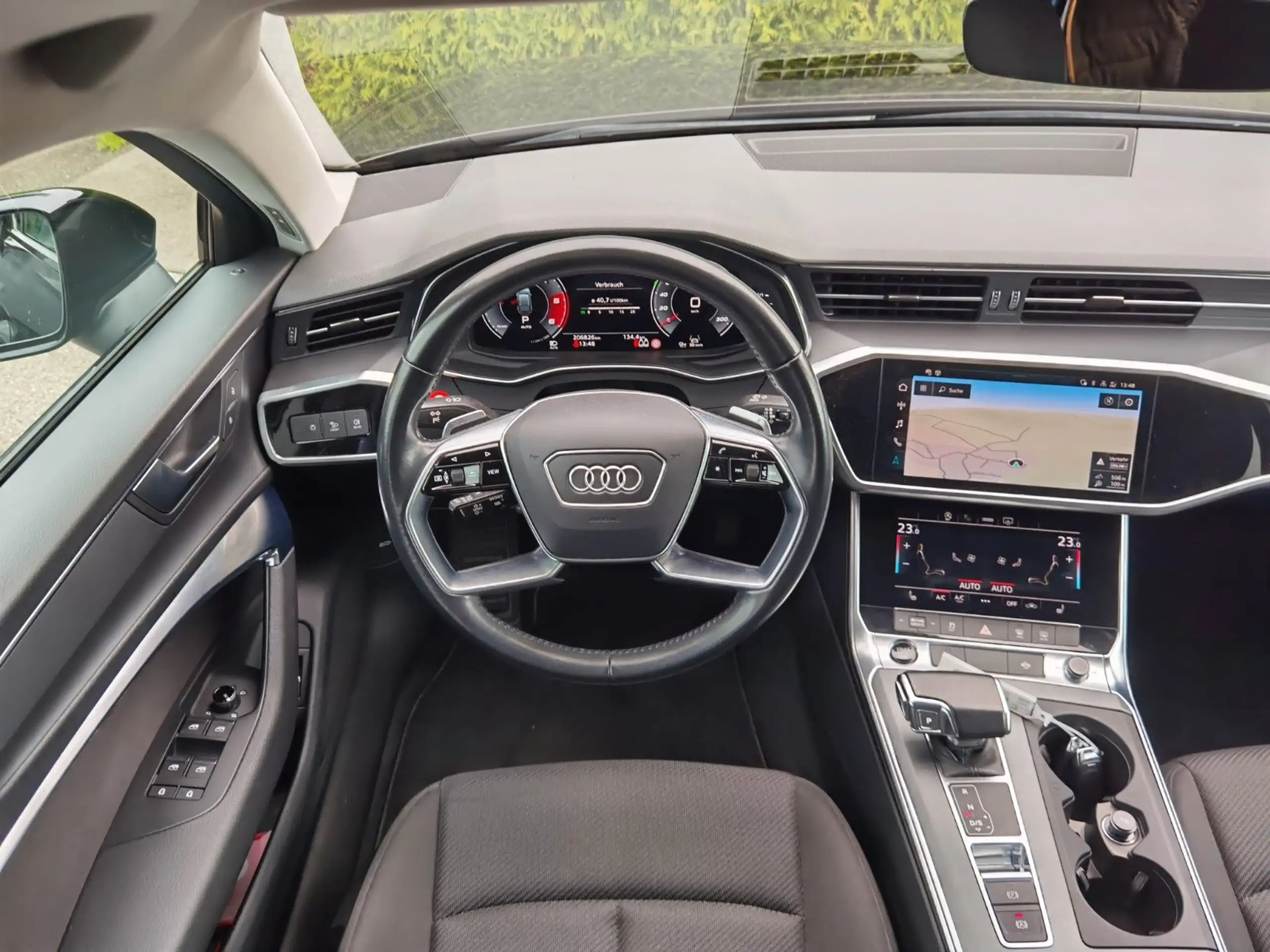 Audi - A6