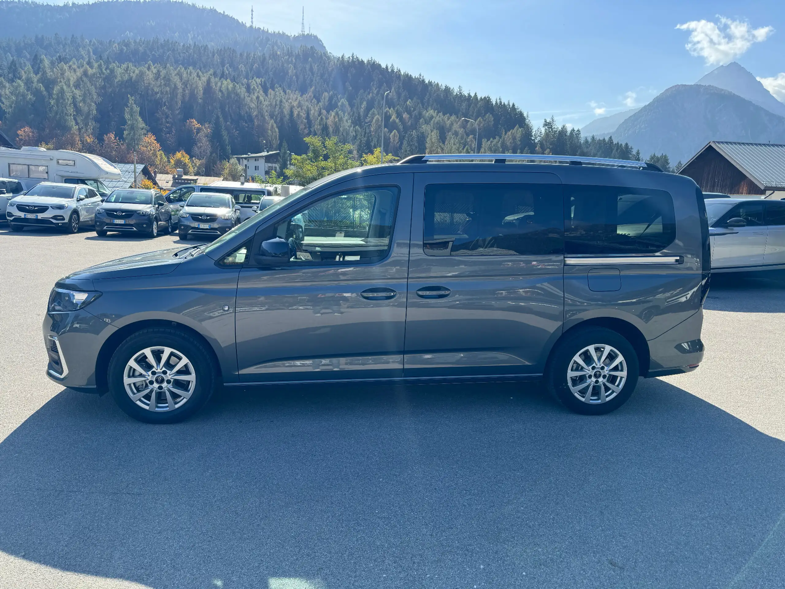 Ford - Tourneo Connect