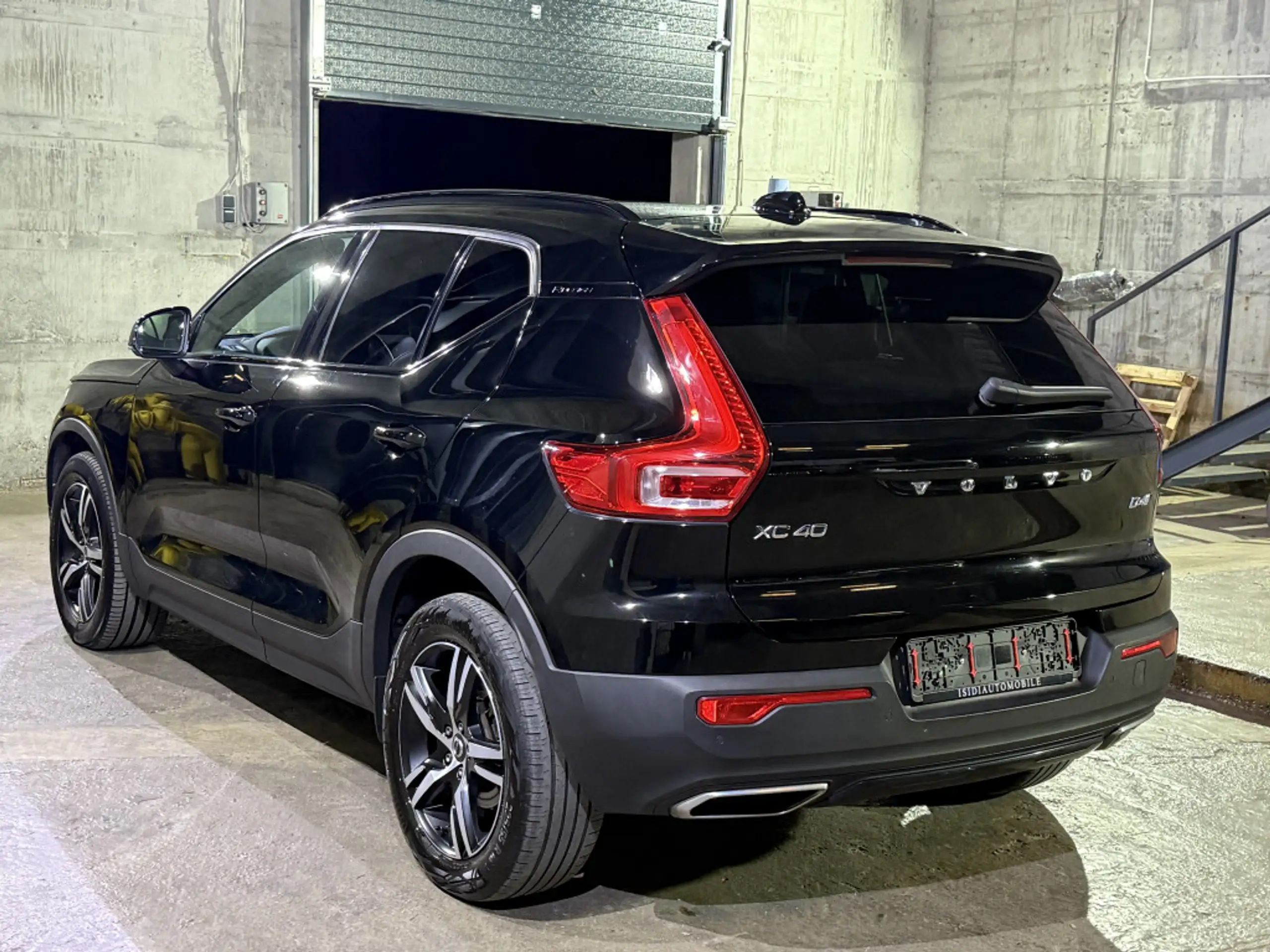 Volvo - XC40