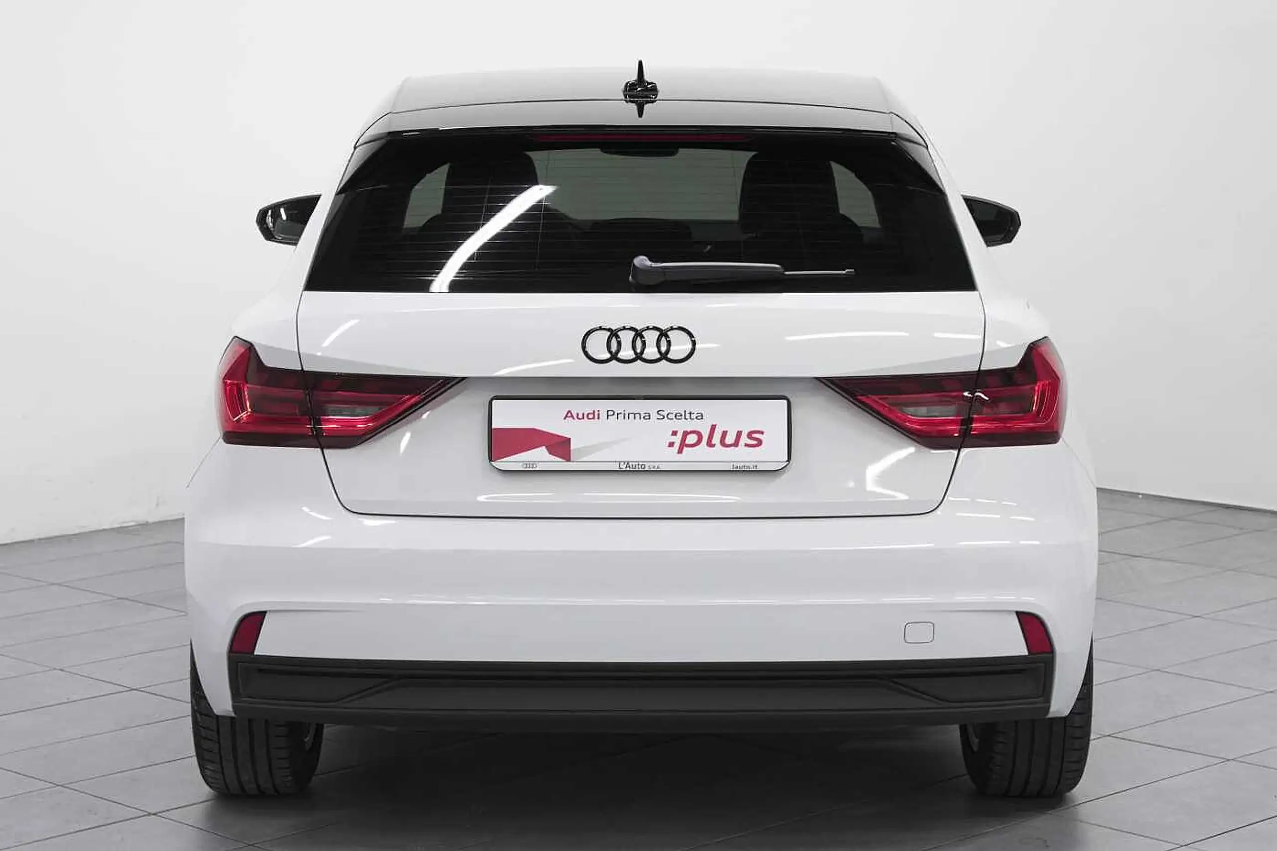 Audi - A1