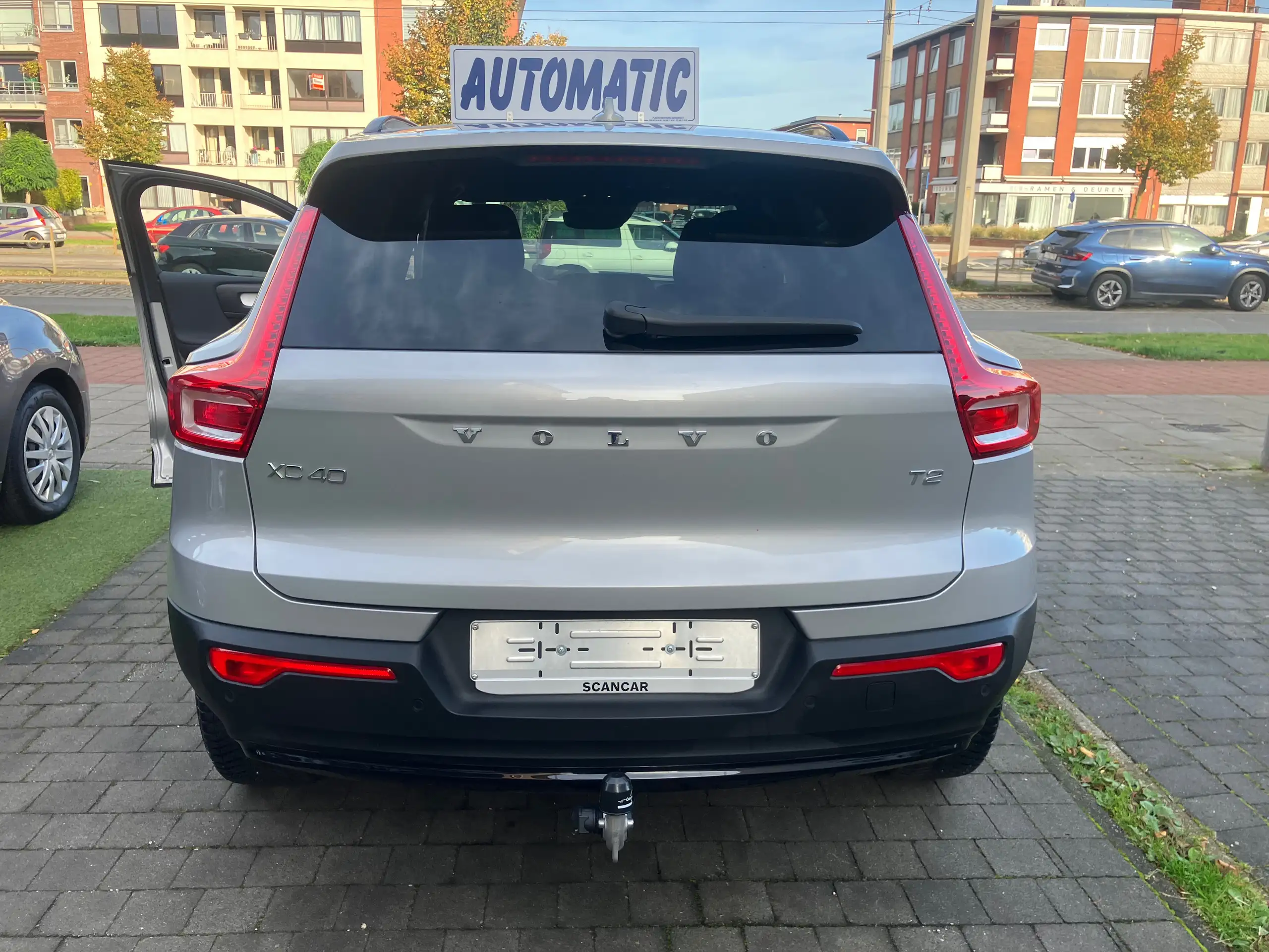 Volvo - XC40