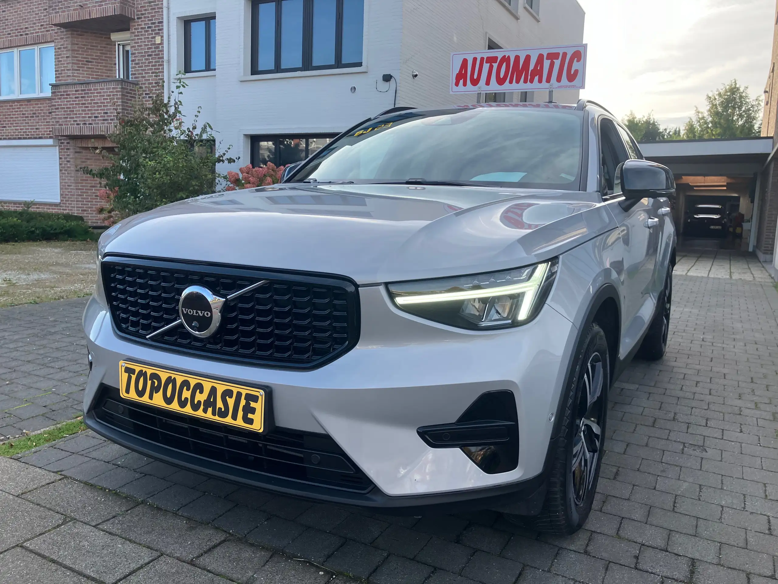 Volvo - XC40