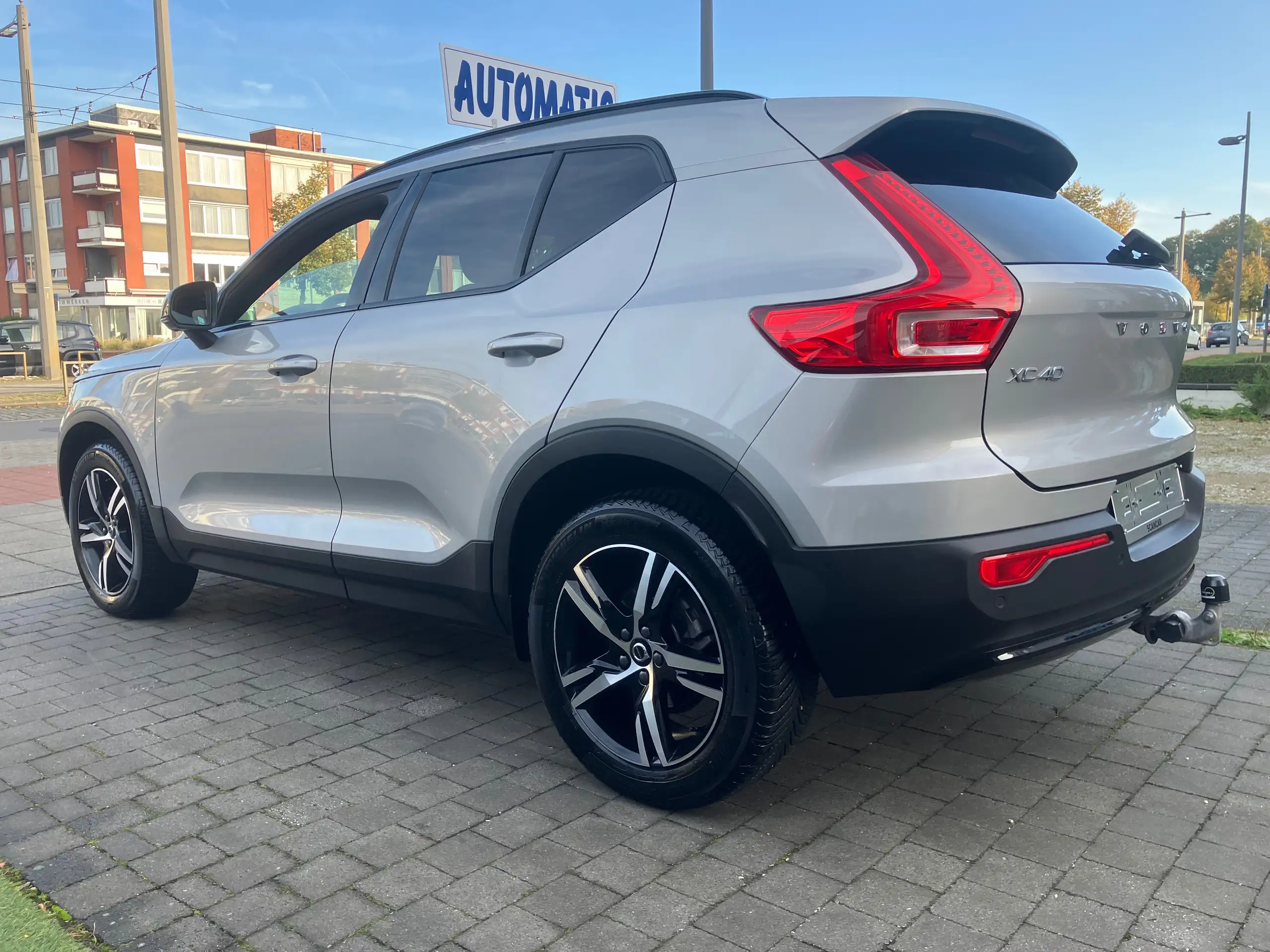 Volvo - XC40