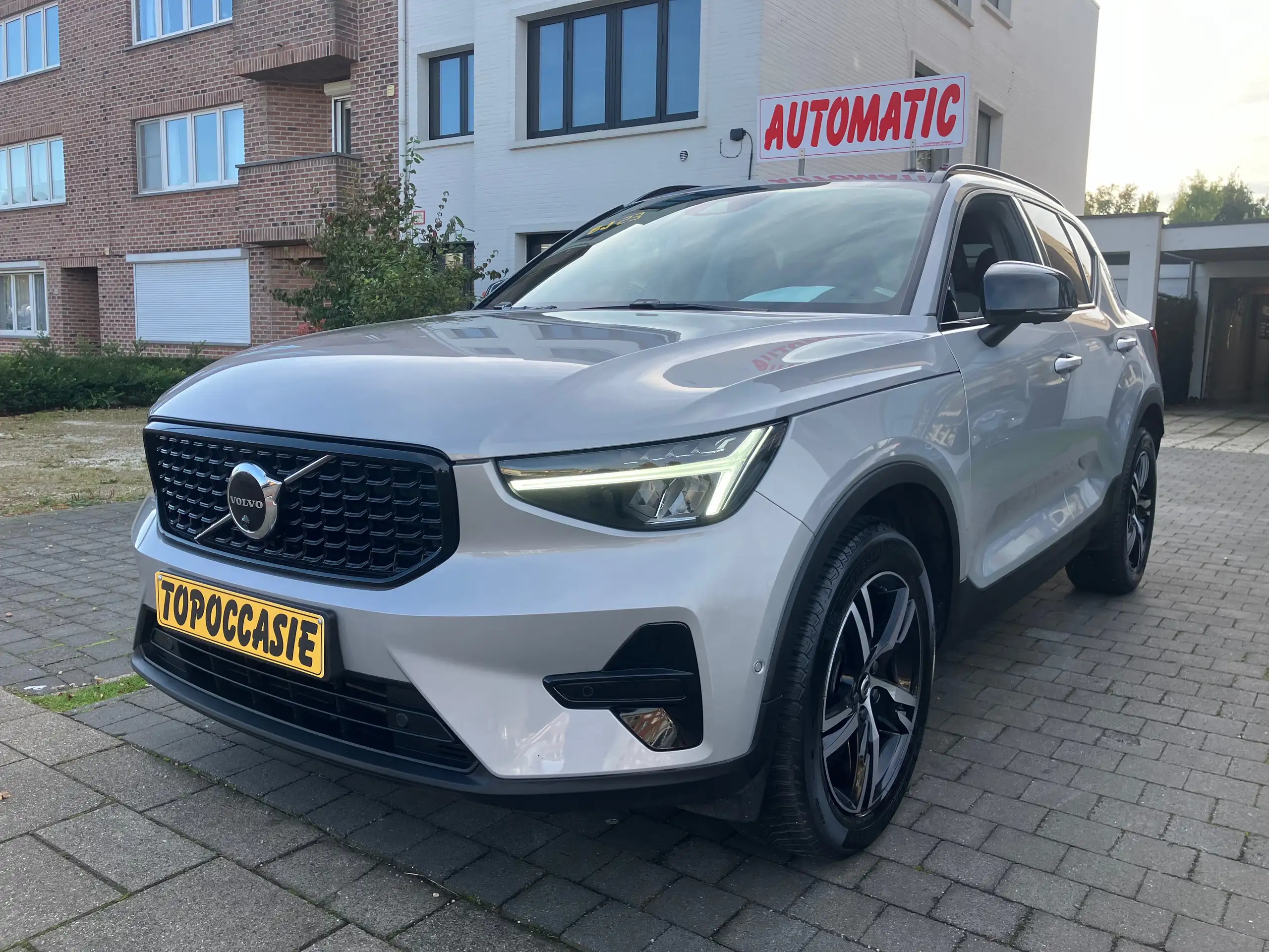 Volvo - XC40