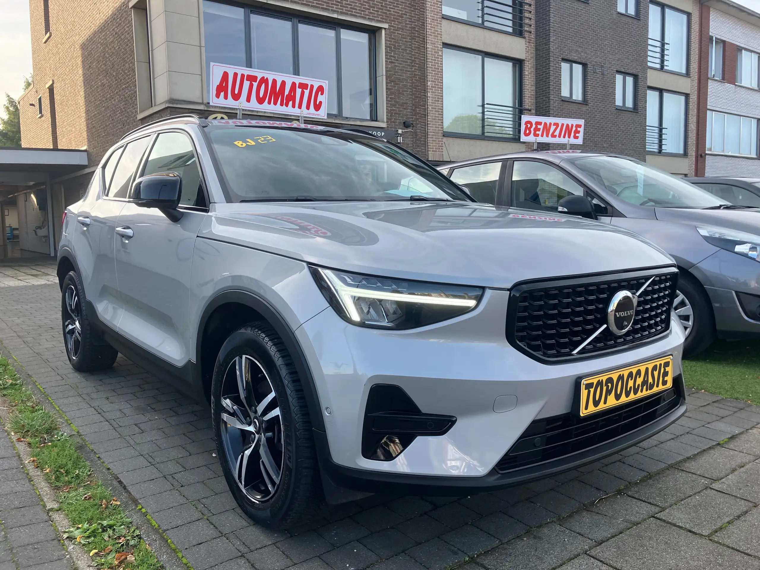 Volvo - XC40