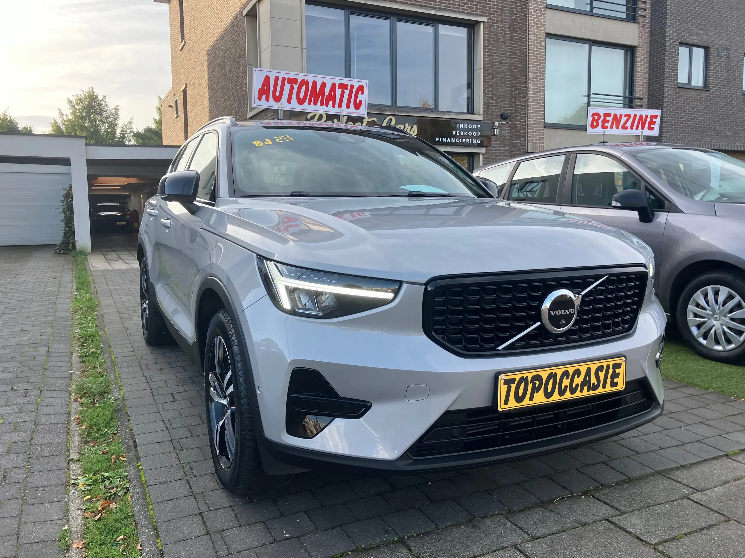 Volvo - XC40