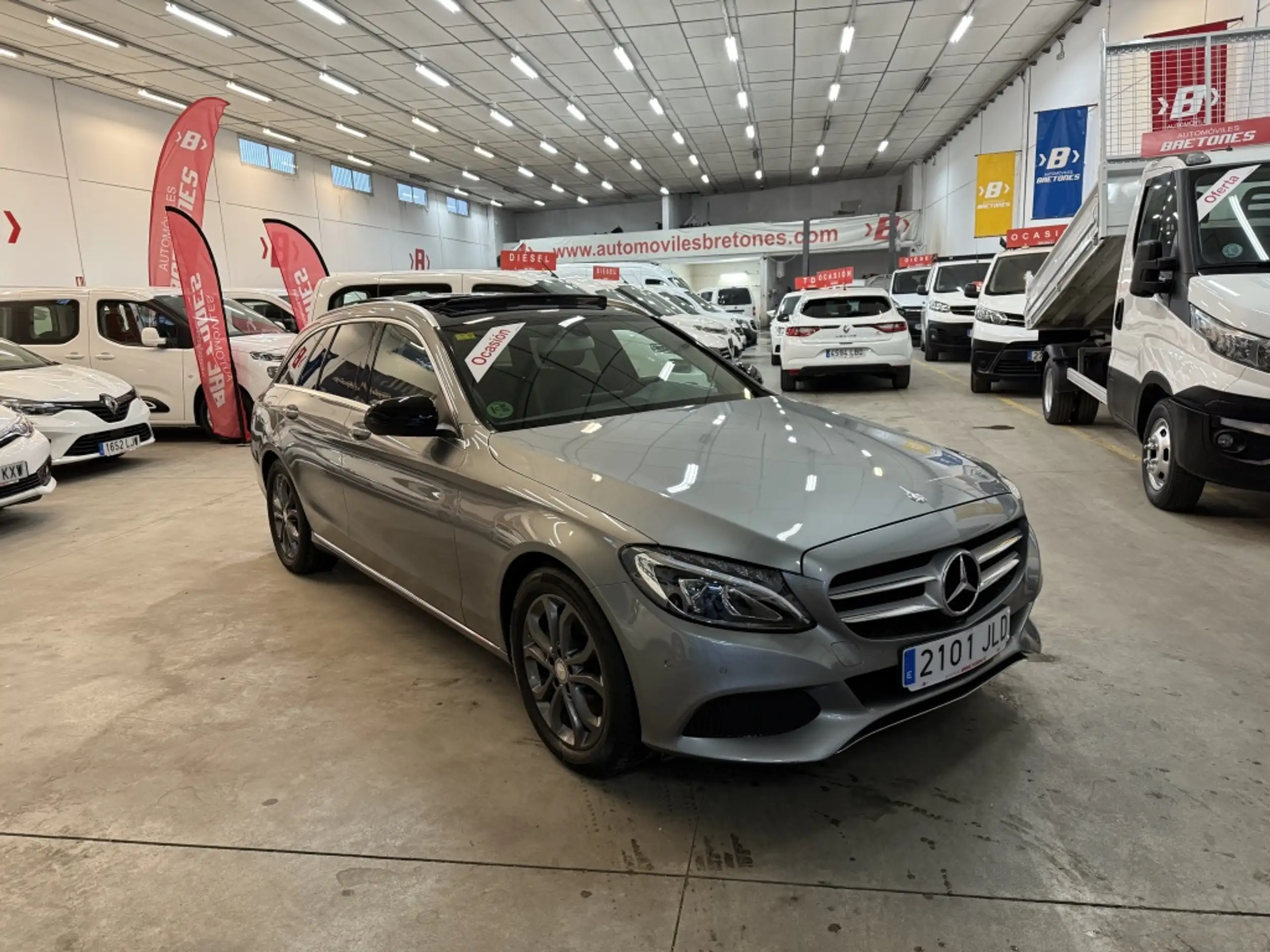 Mercedes-Benz - C 220