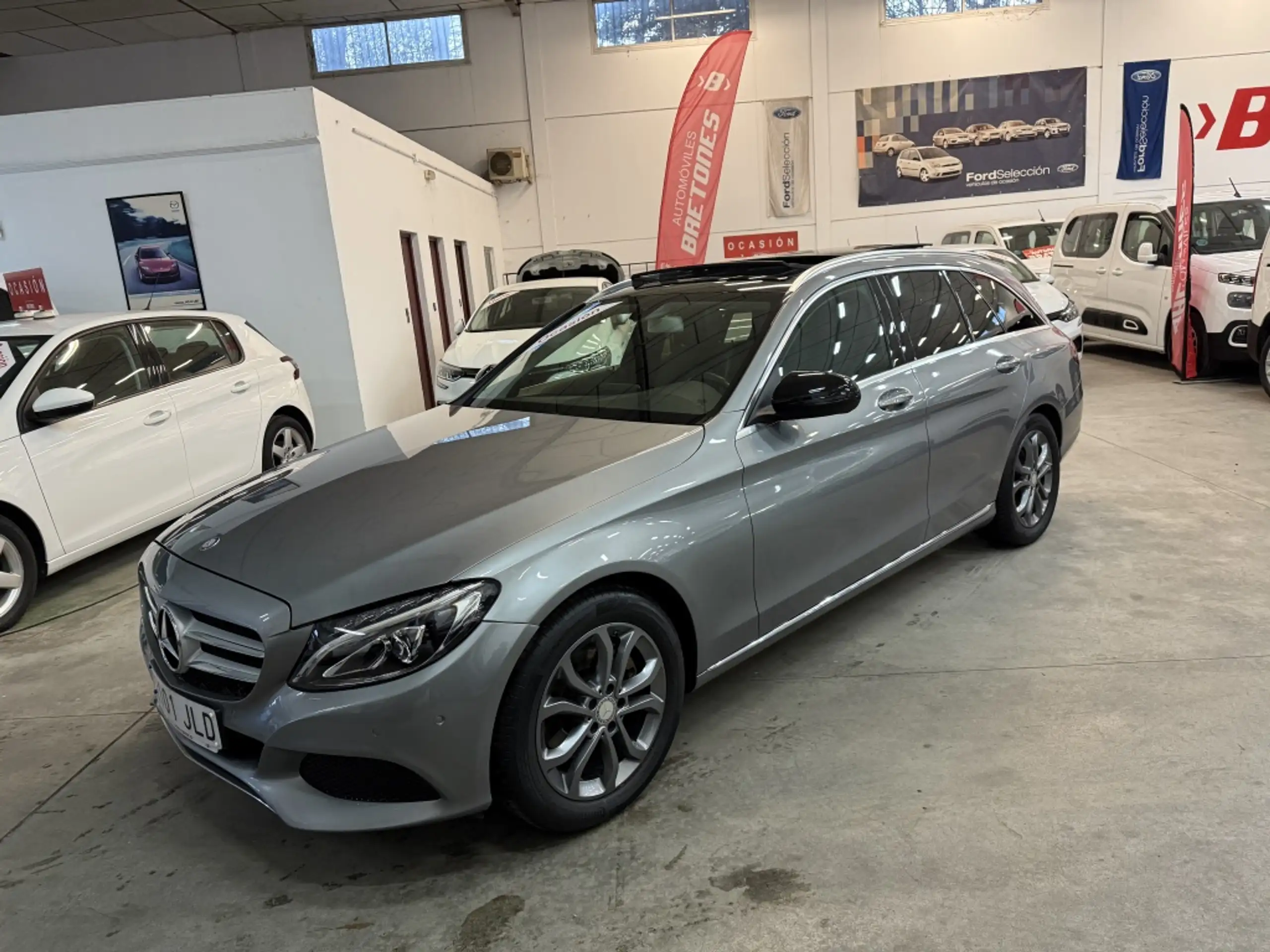 Mercedes-Benz - C 220