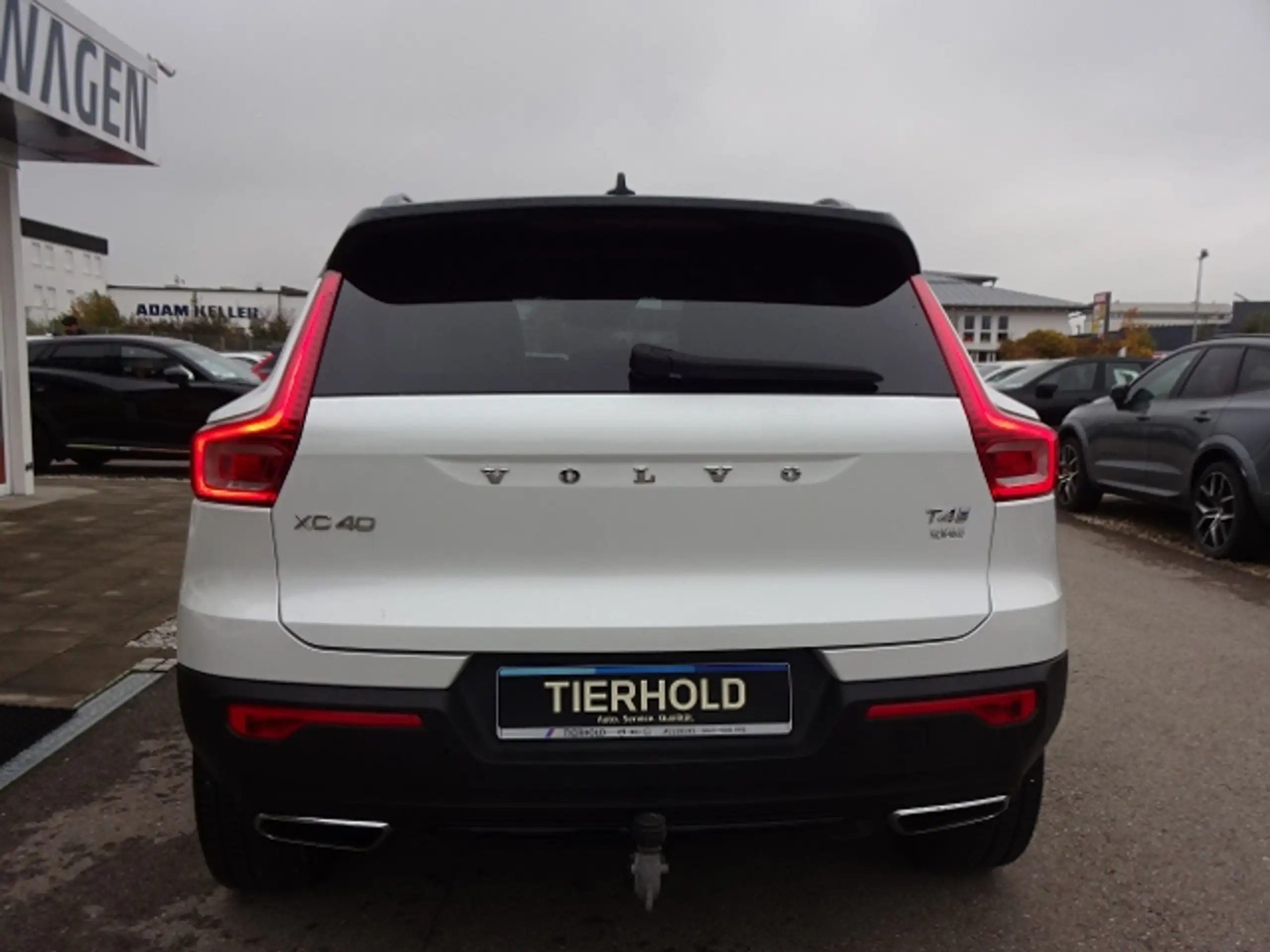 Volvo - XC40