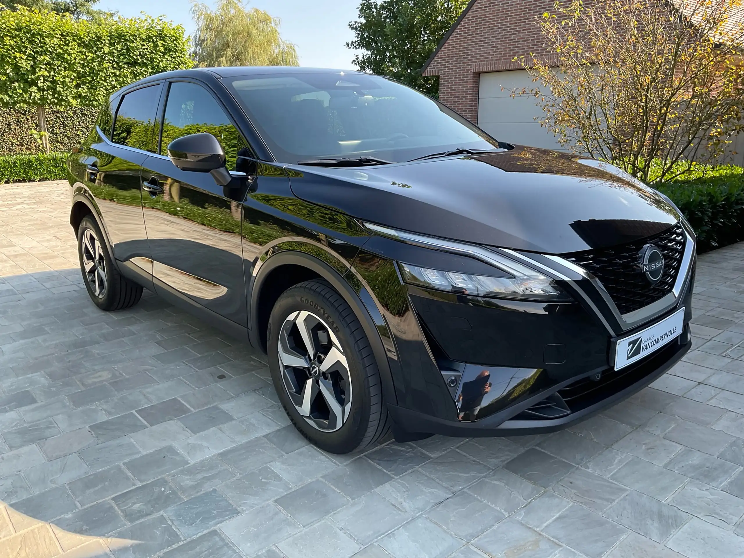 Nissan - Qashqai