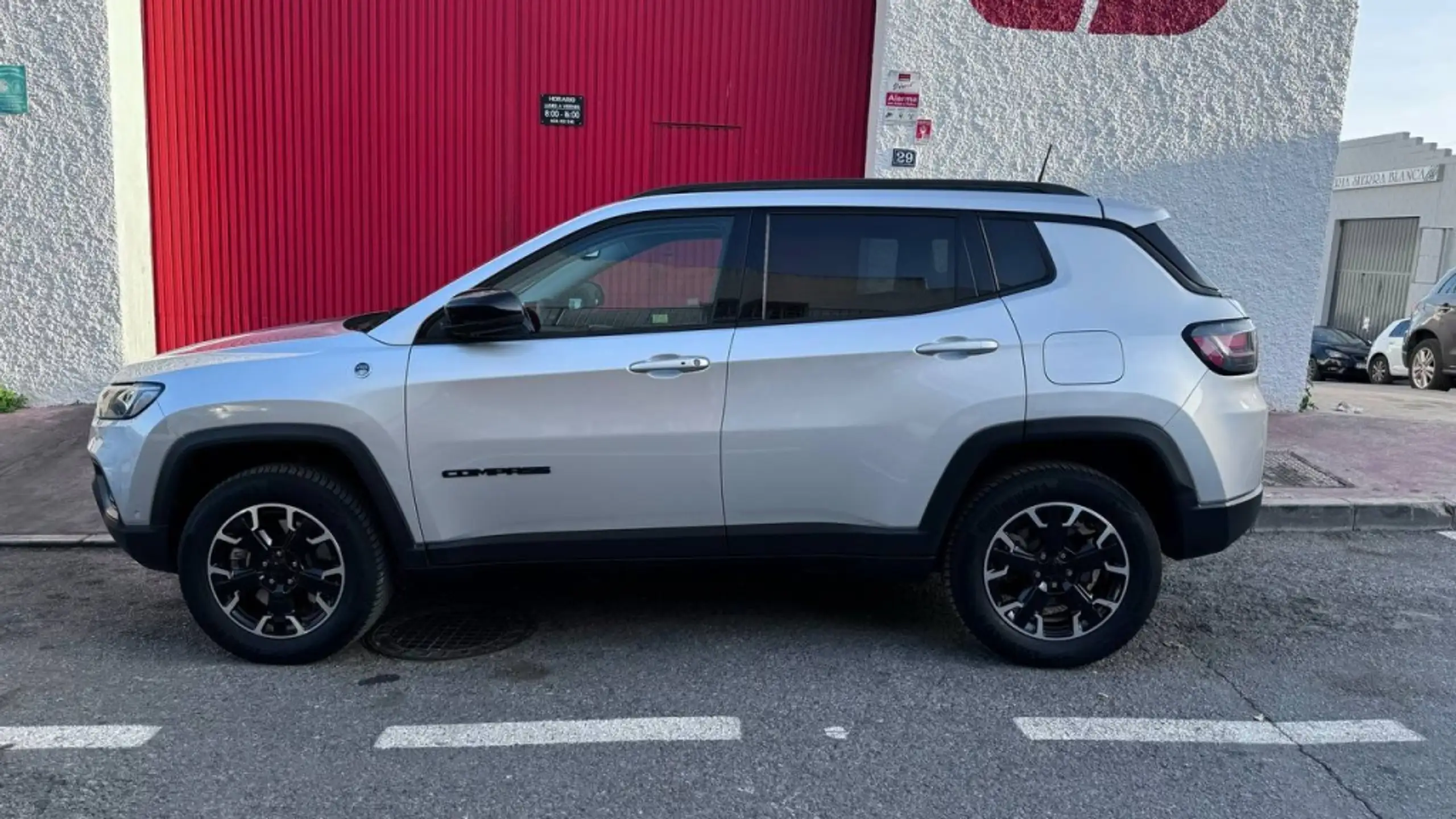 Jeep - Compass