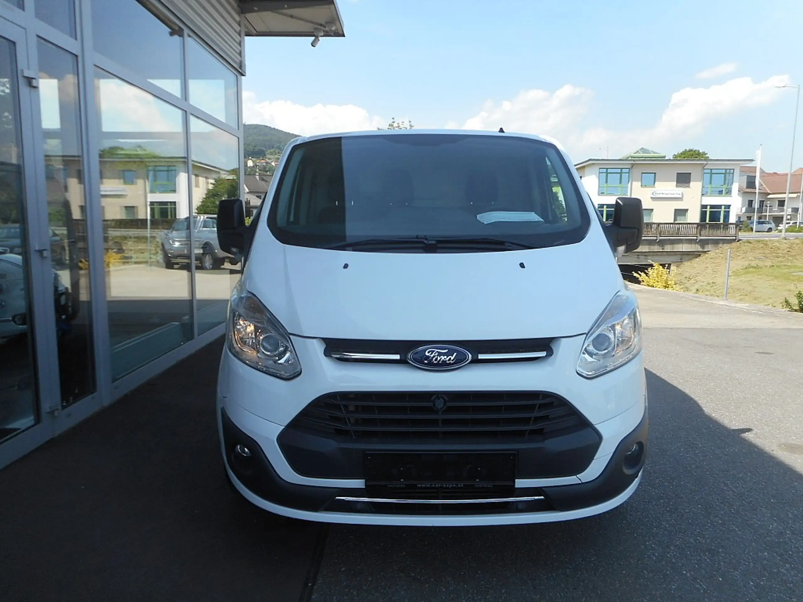 Ford - Transit Custom