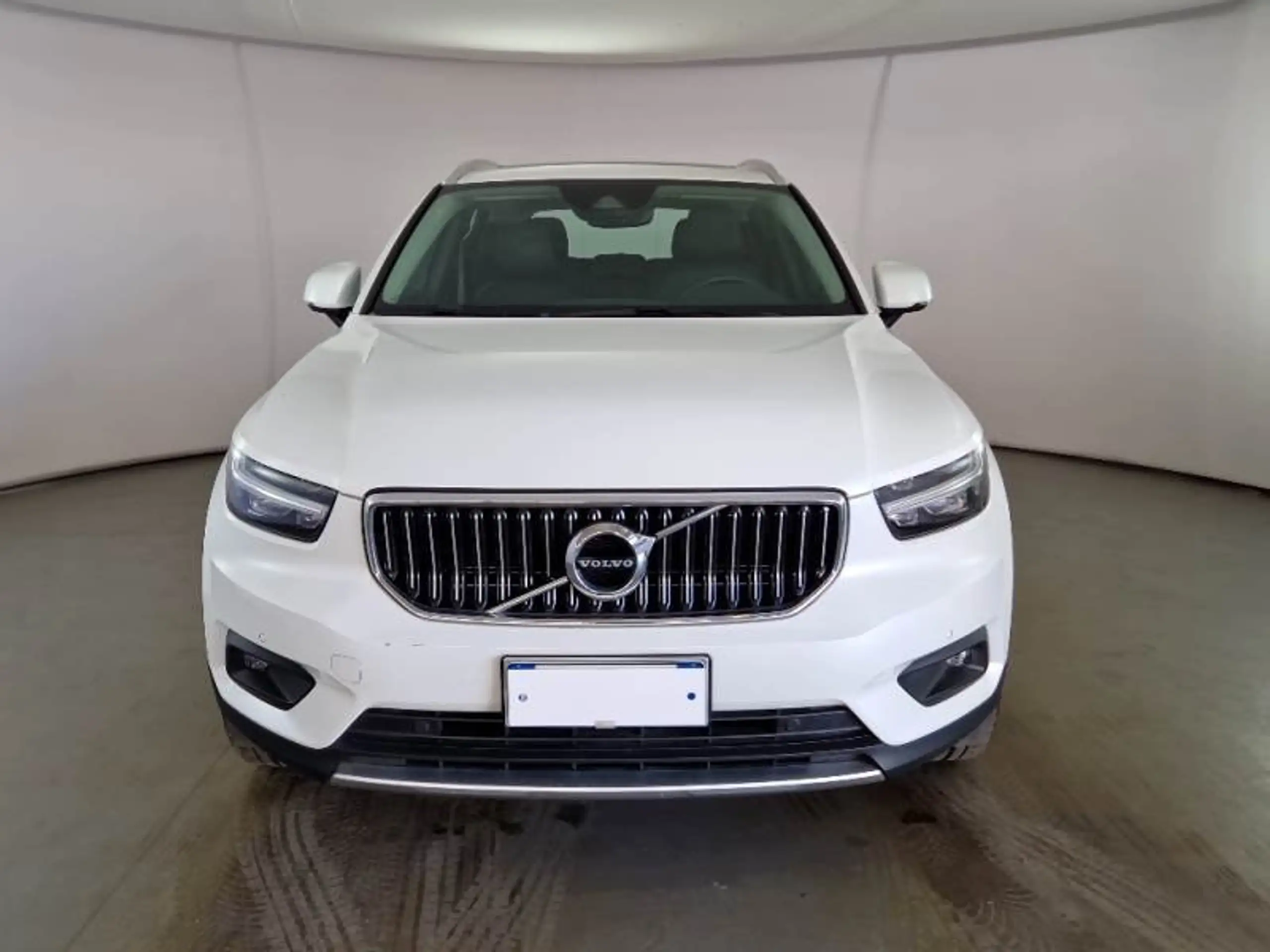 Volvo - XC40