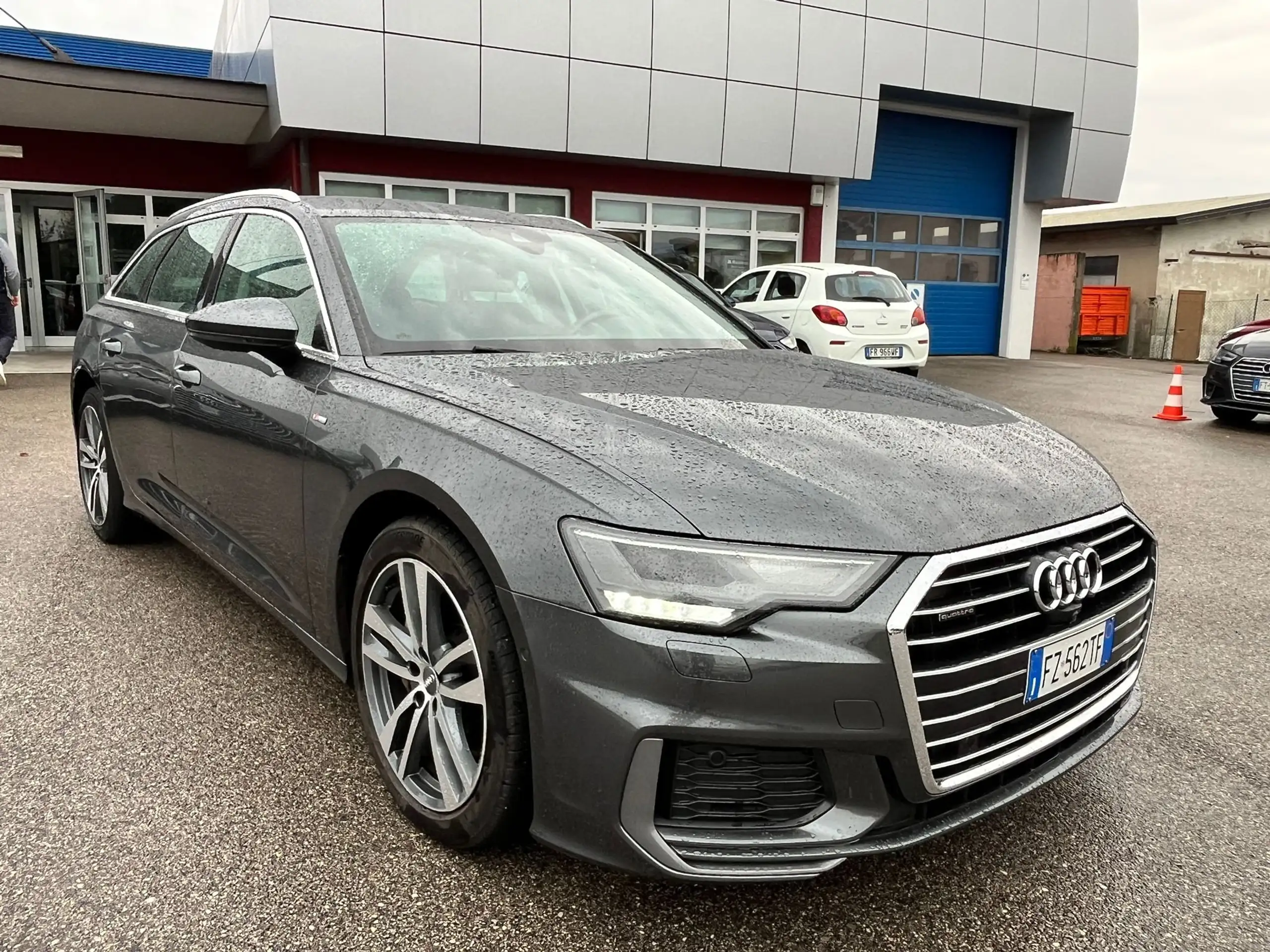 Audi - A6