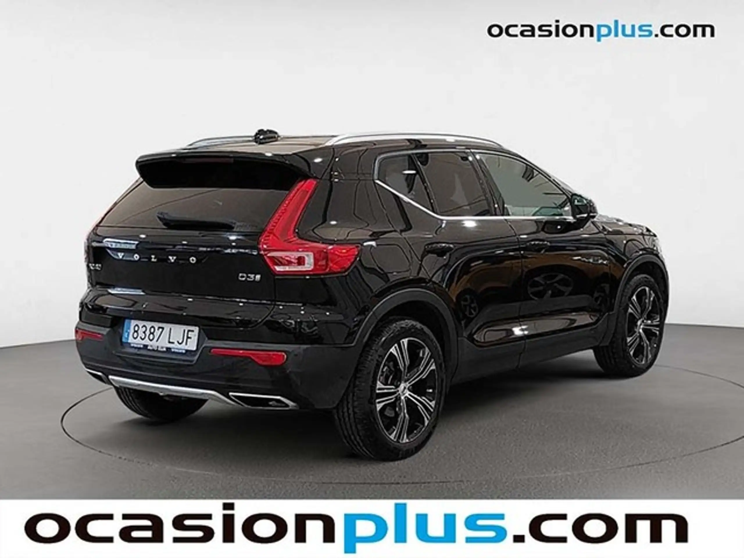 Volvo - XC40