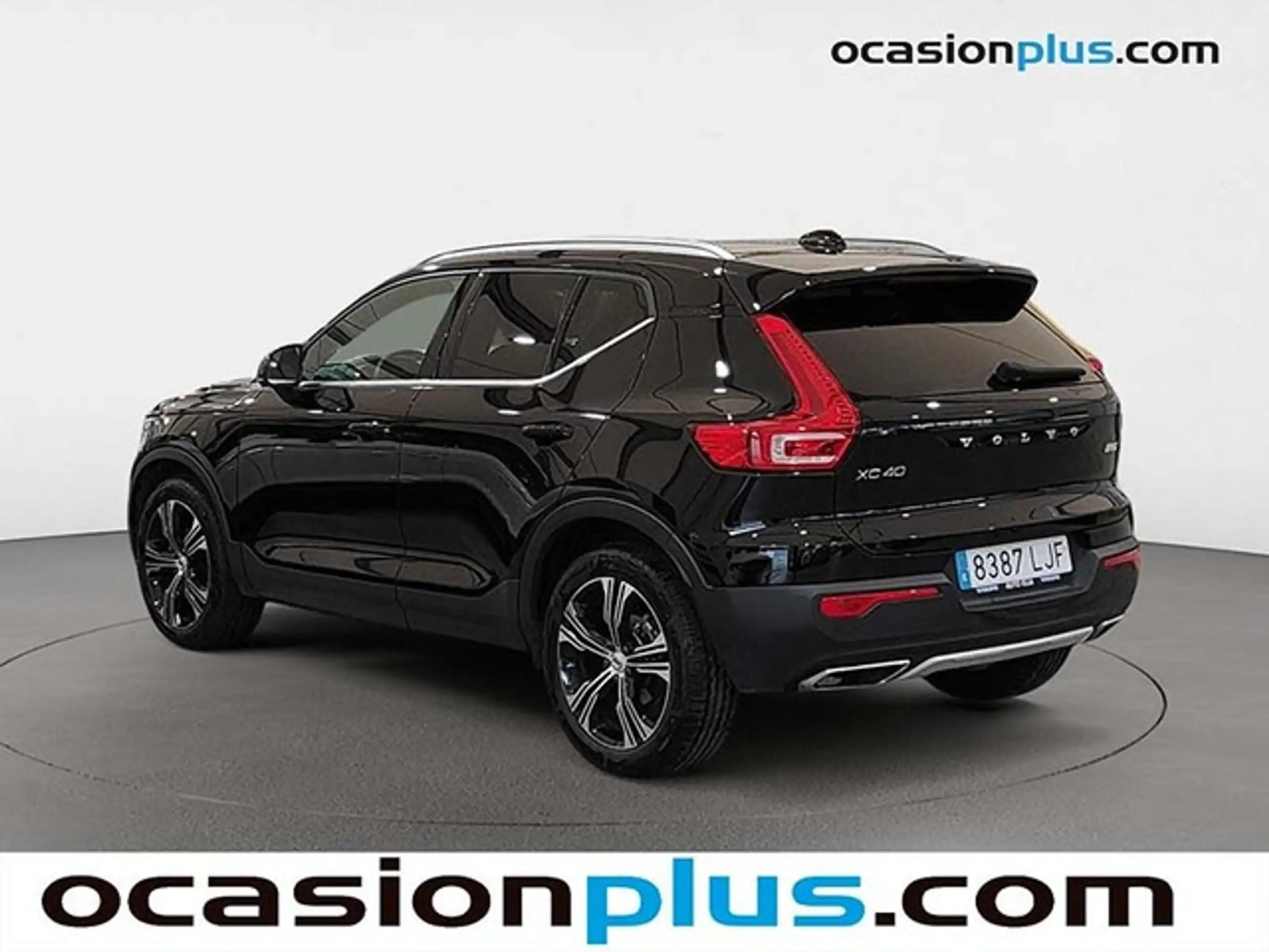 Volvo - XC40