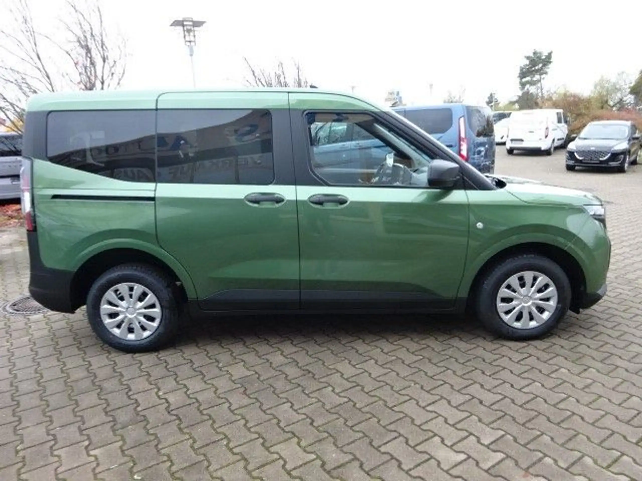 Ford - Tourneo Courier