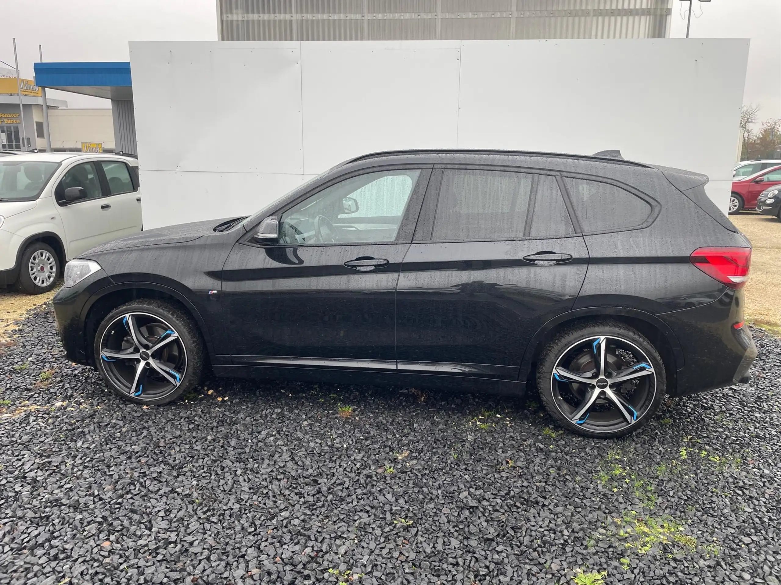 BMW - X1