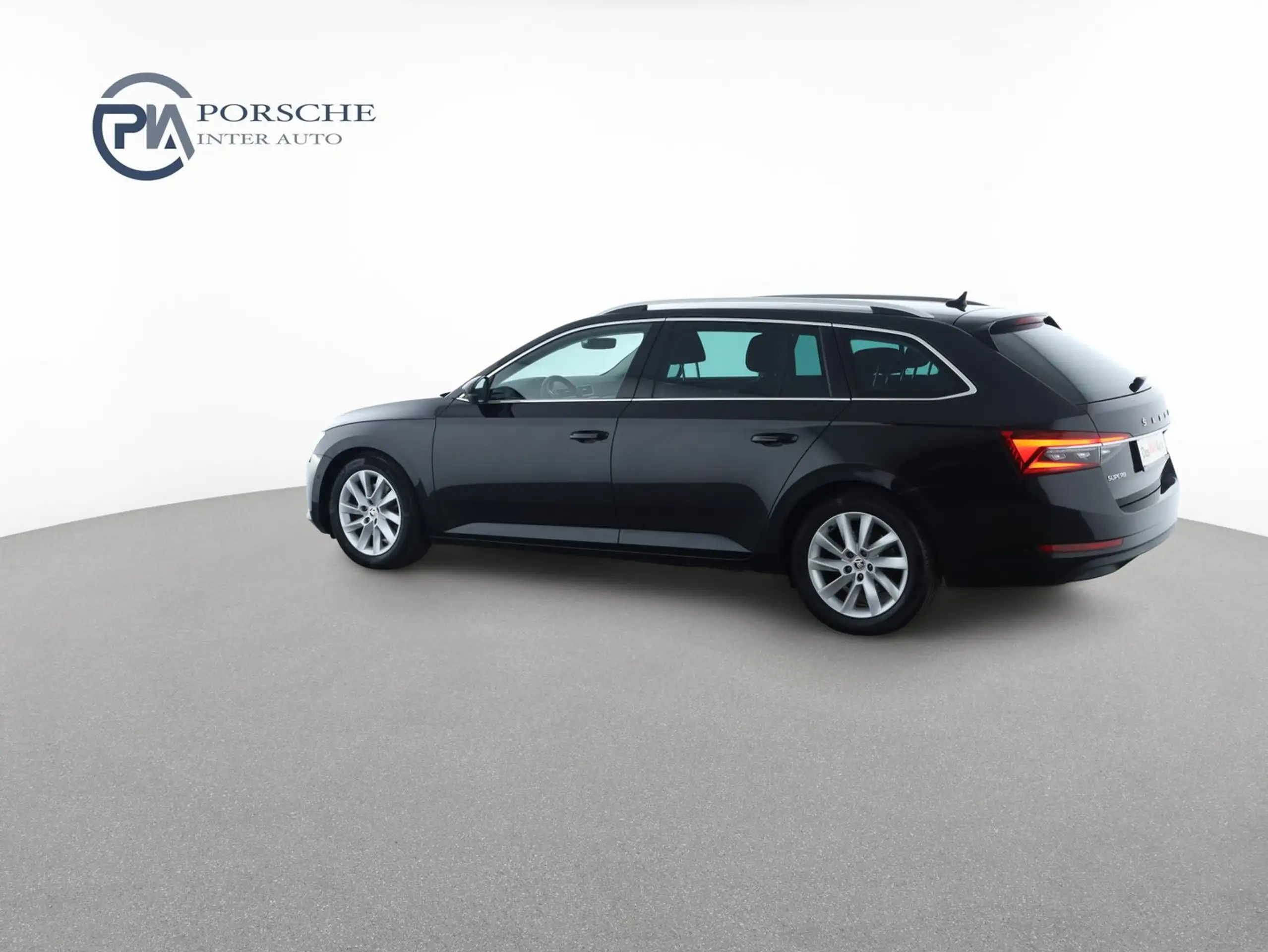 Skoda - Superb