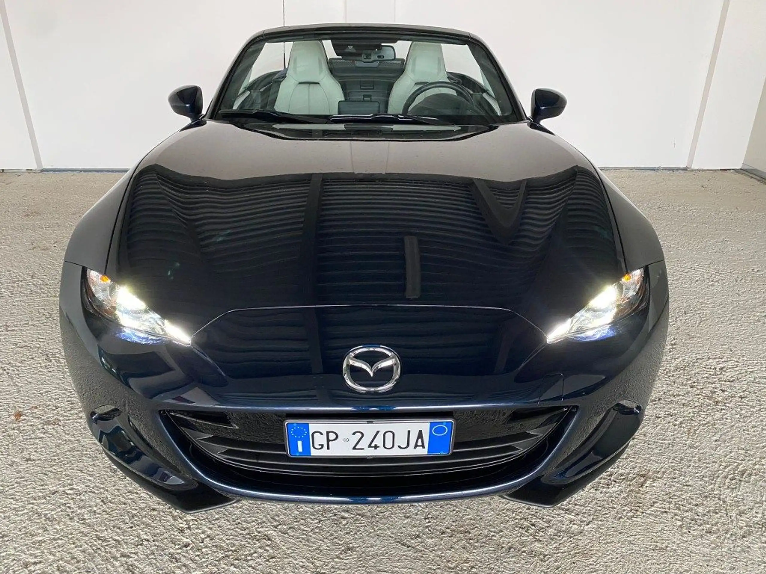 Mazda - MX-5