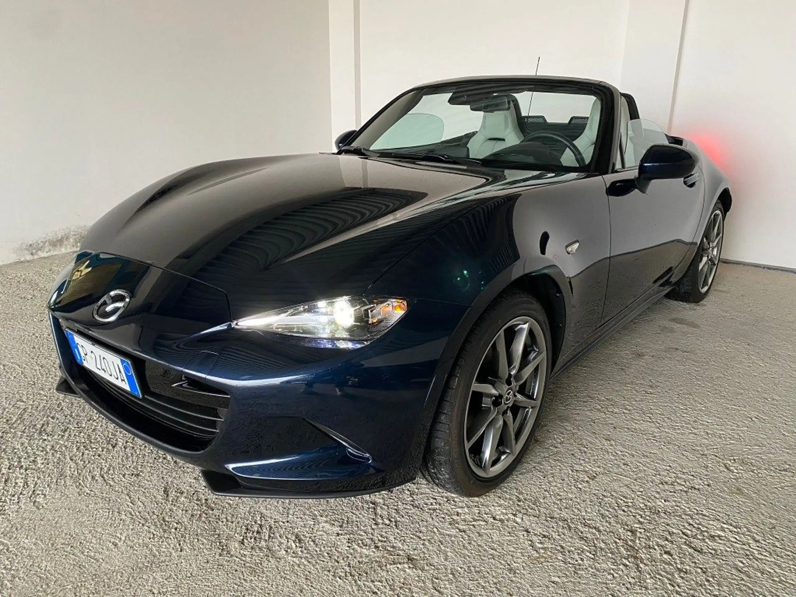 Mazda - MX-5