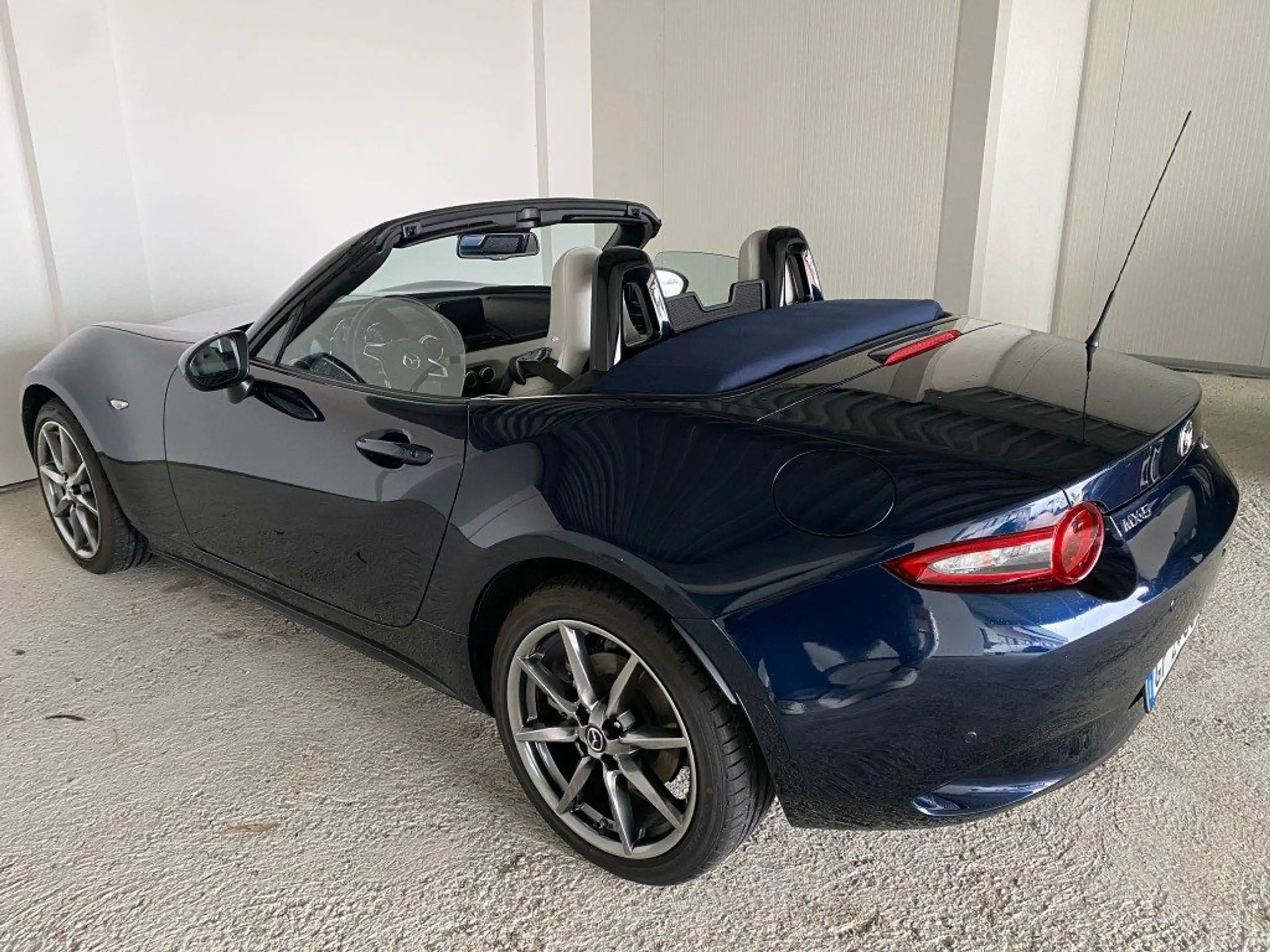 Mazda - MX-5