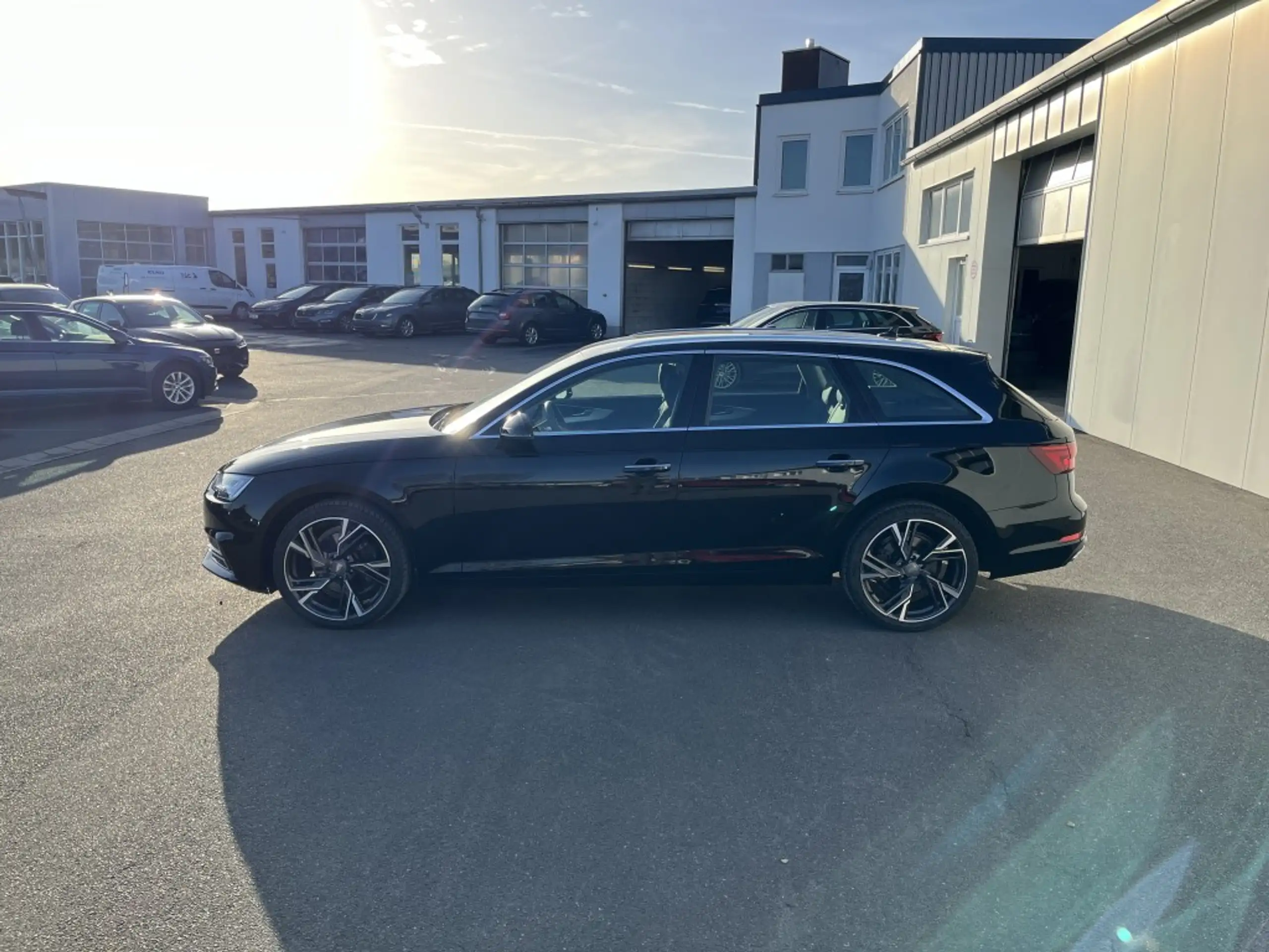 Audi - A4