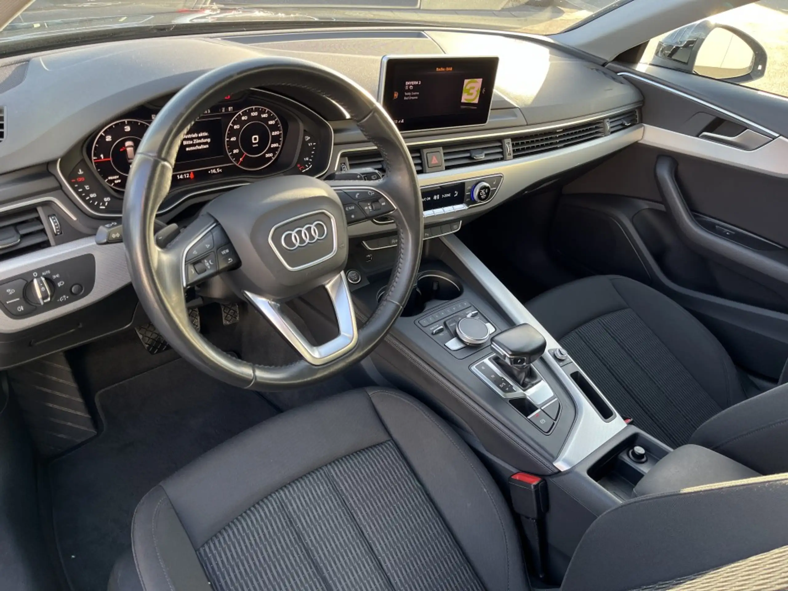 Audi - A4