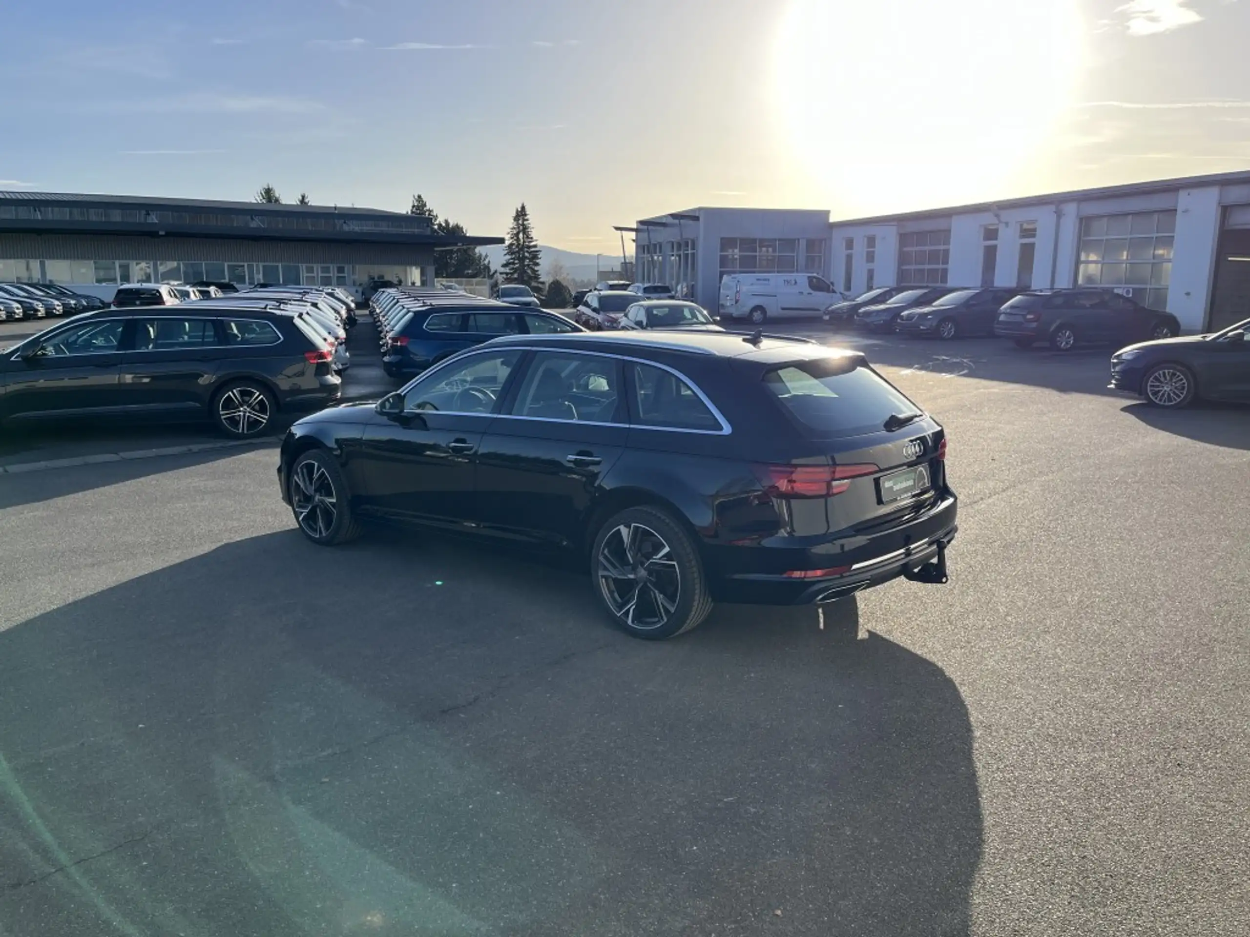 Audi - A4