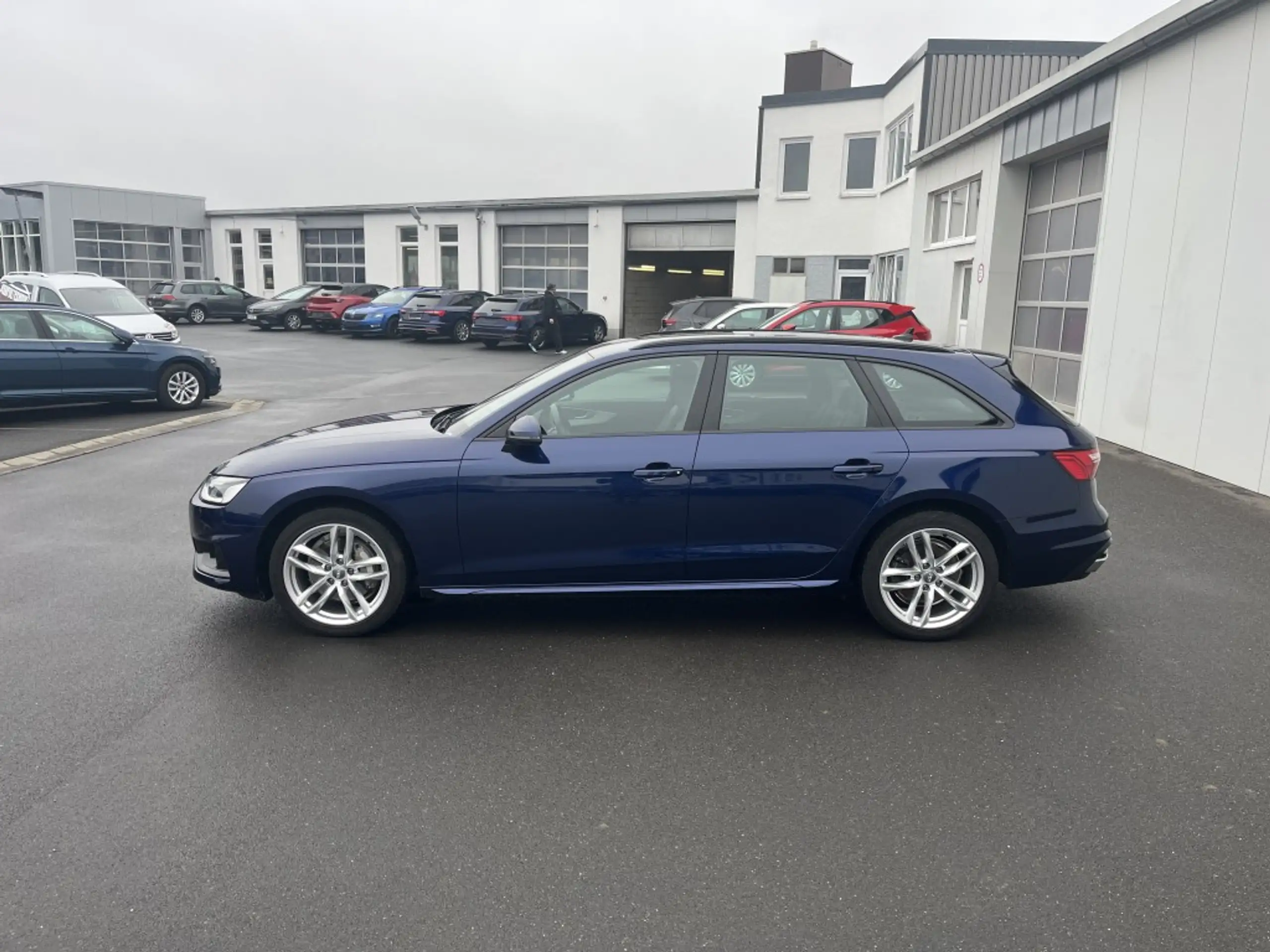 Audi - A4