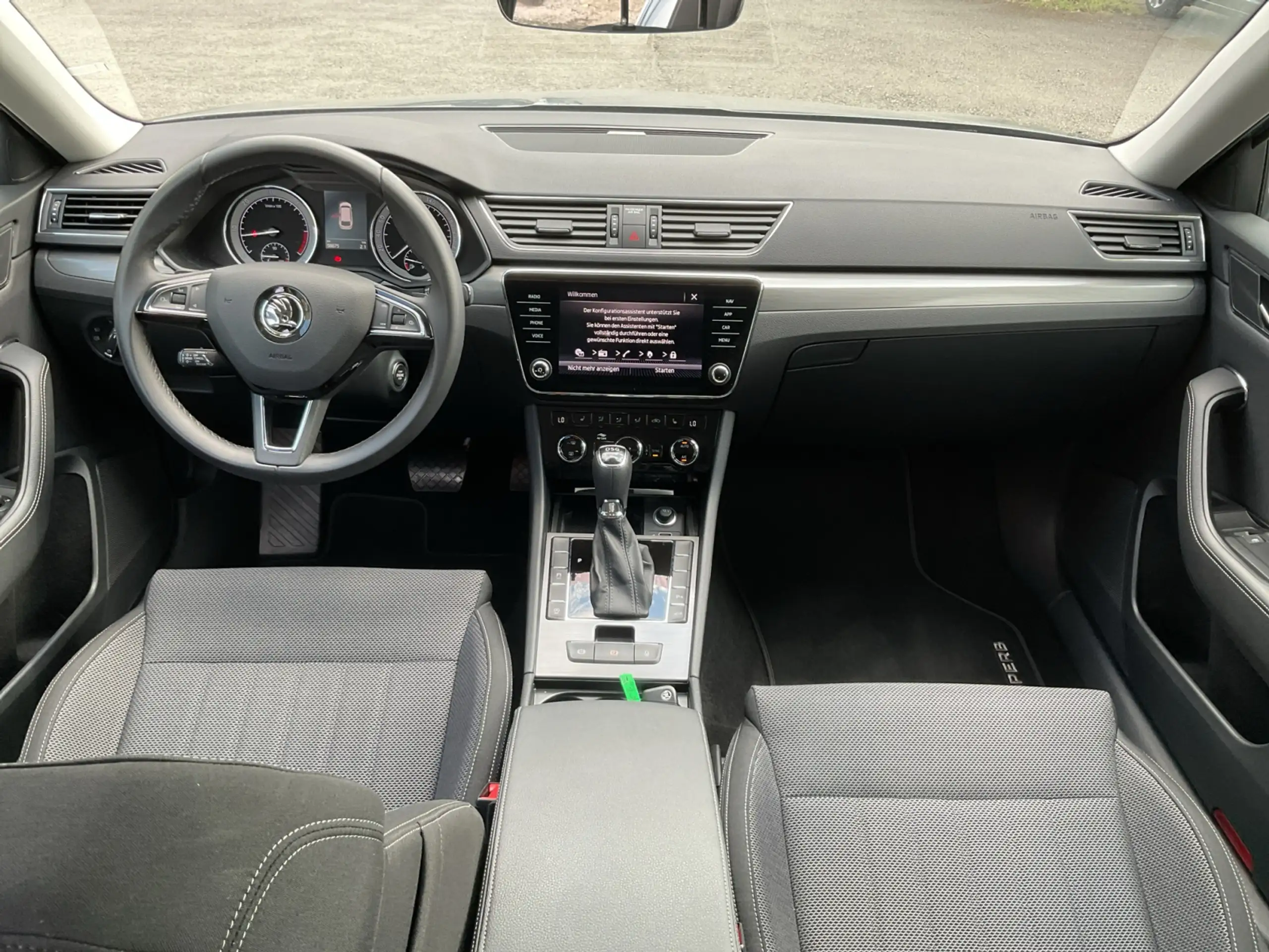 Skoda - Superb