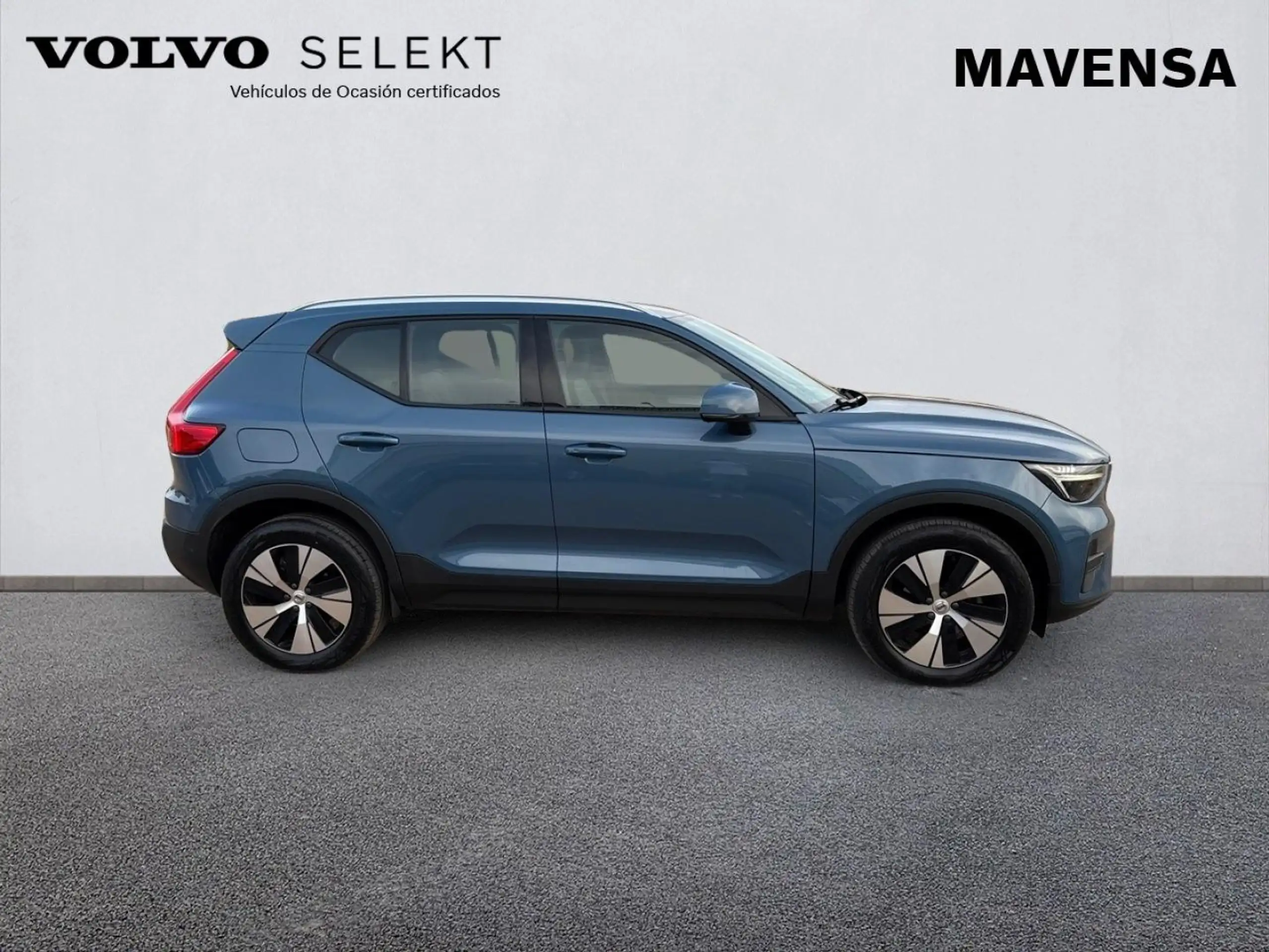 Volvo - XC40