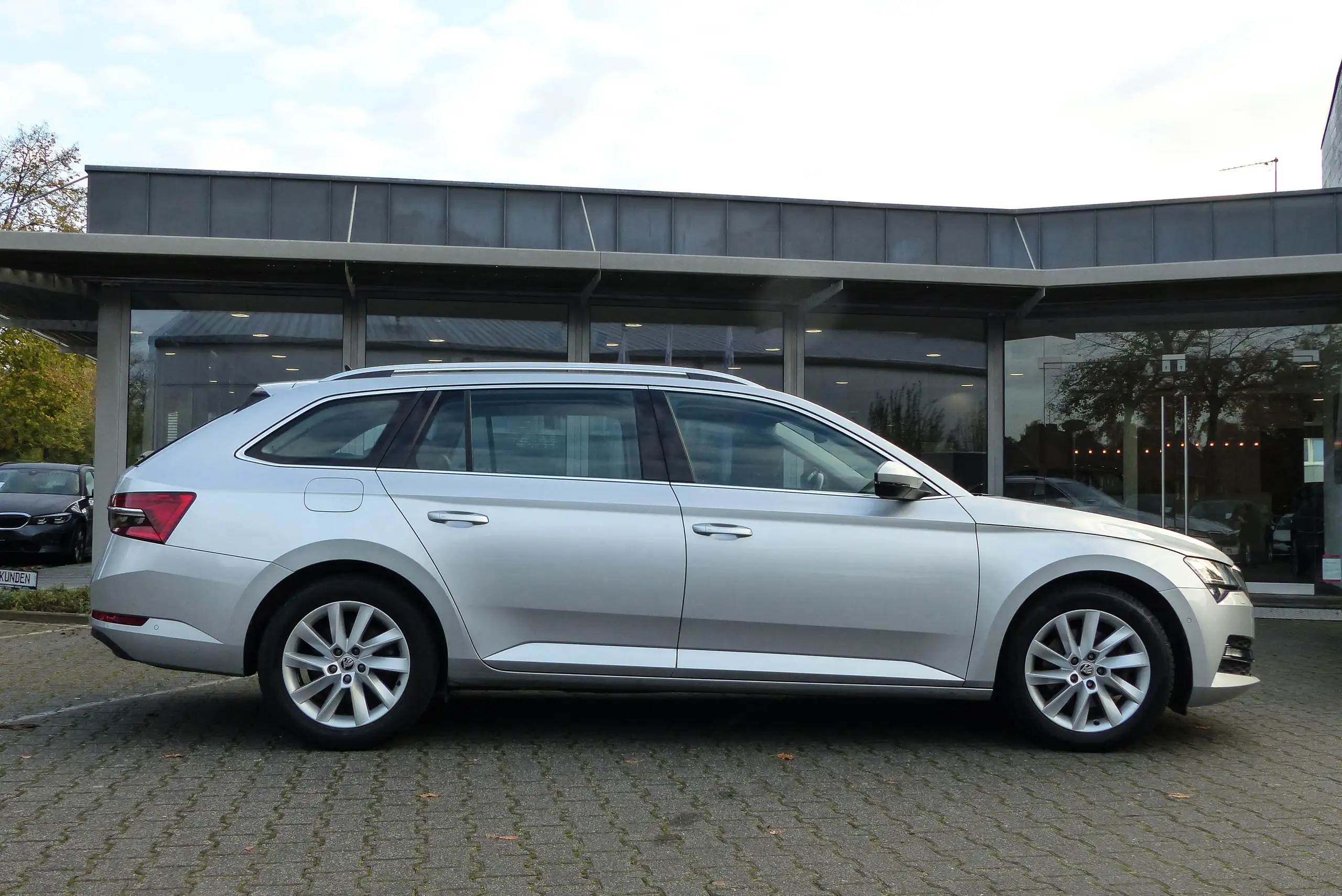 Skoda - Superb