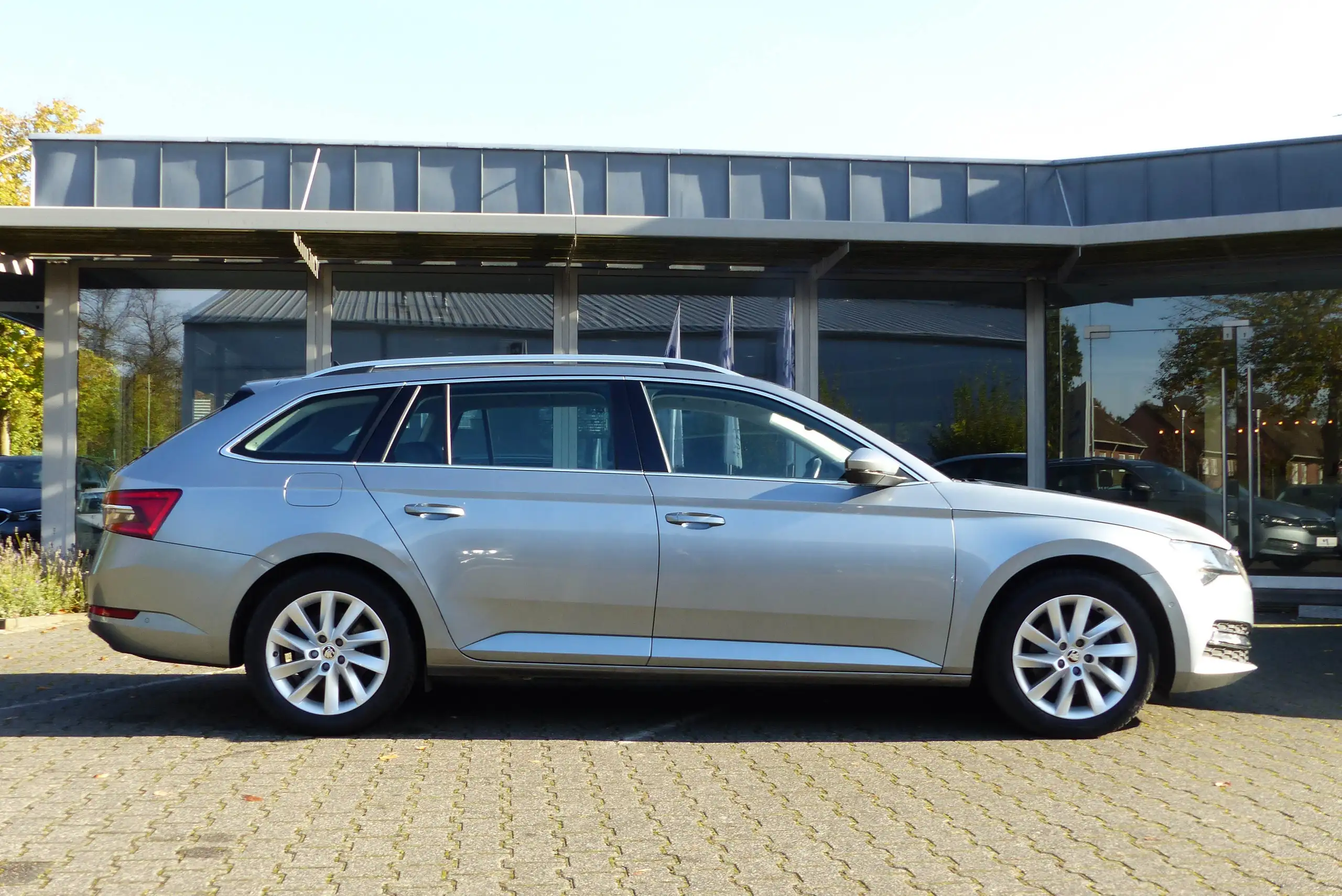 Skoda - Superb