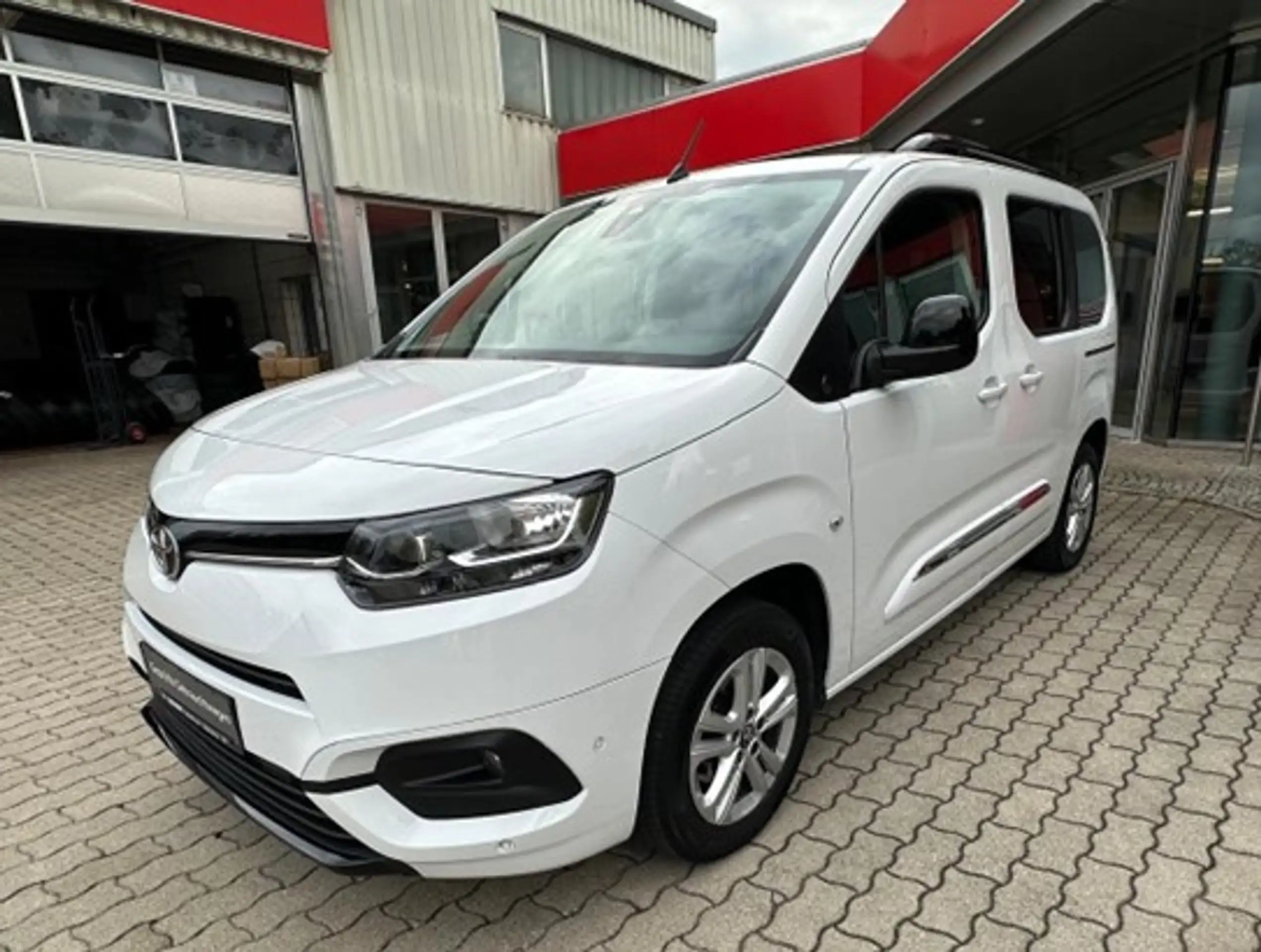 Toyota - Proace