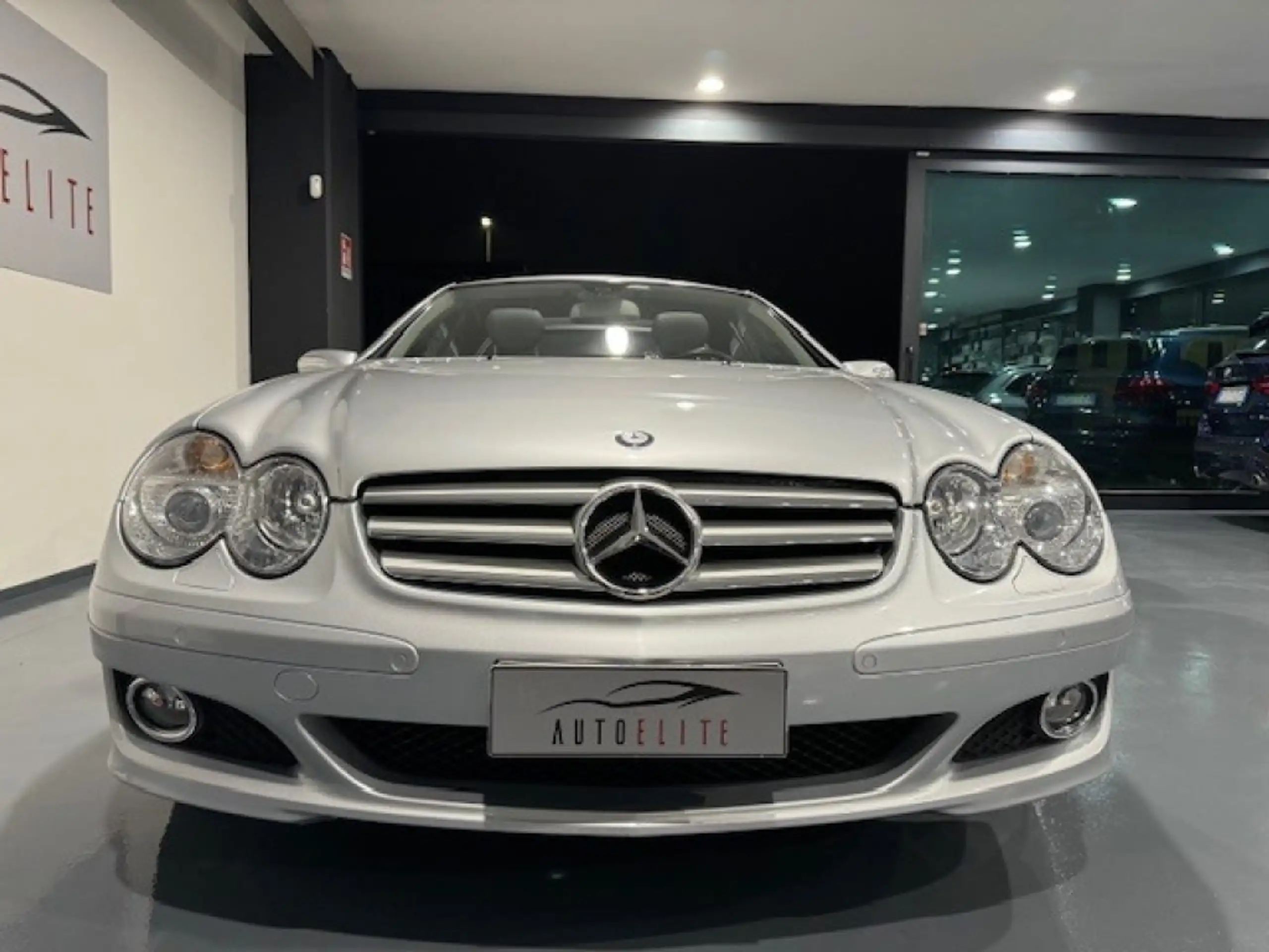 Mercedes-Benz - SL 350