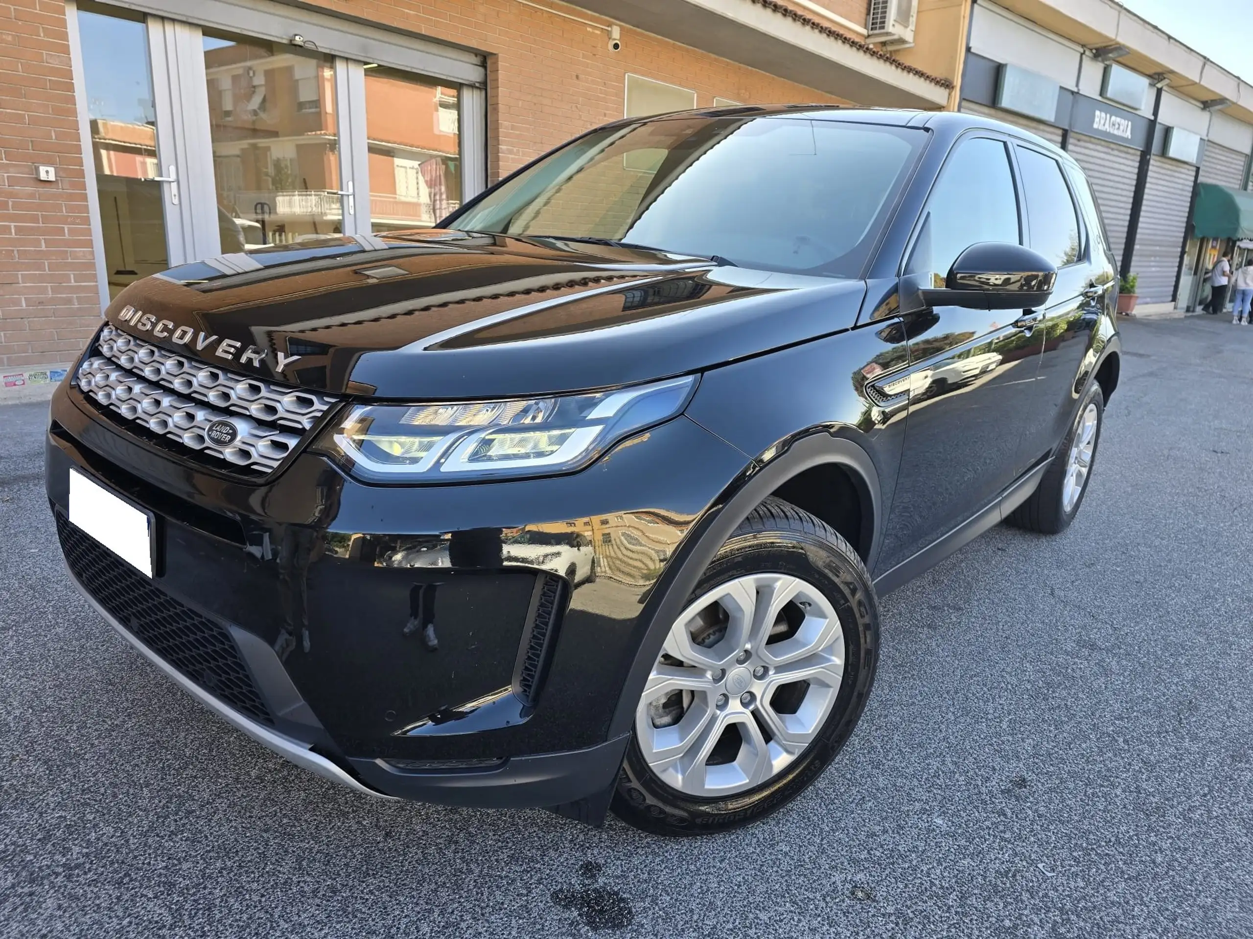 Land Rover - Discovery Sport