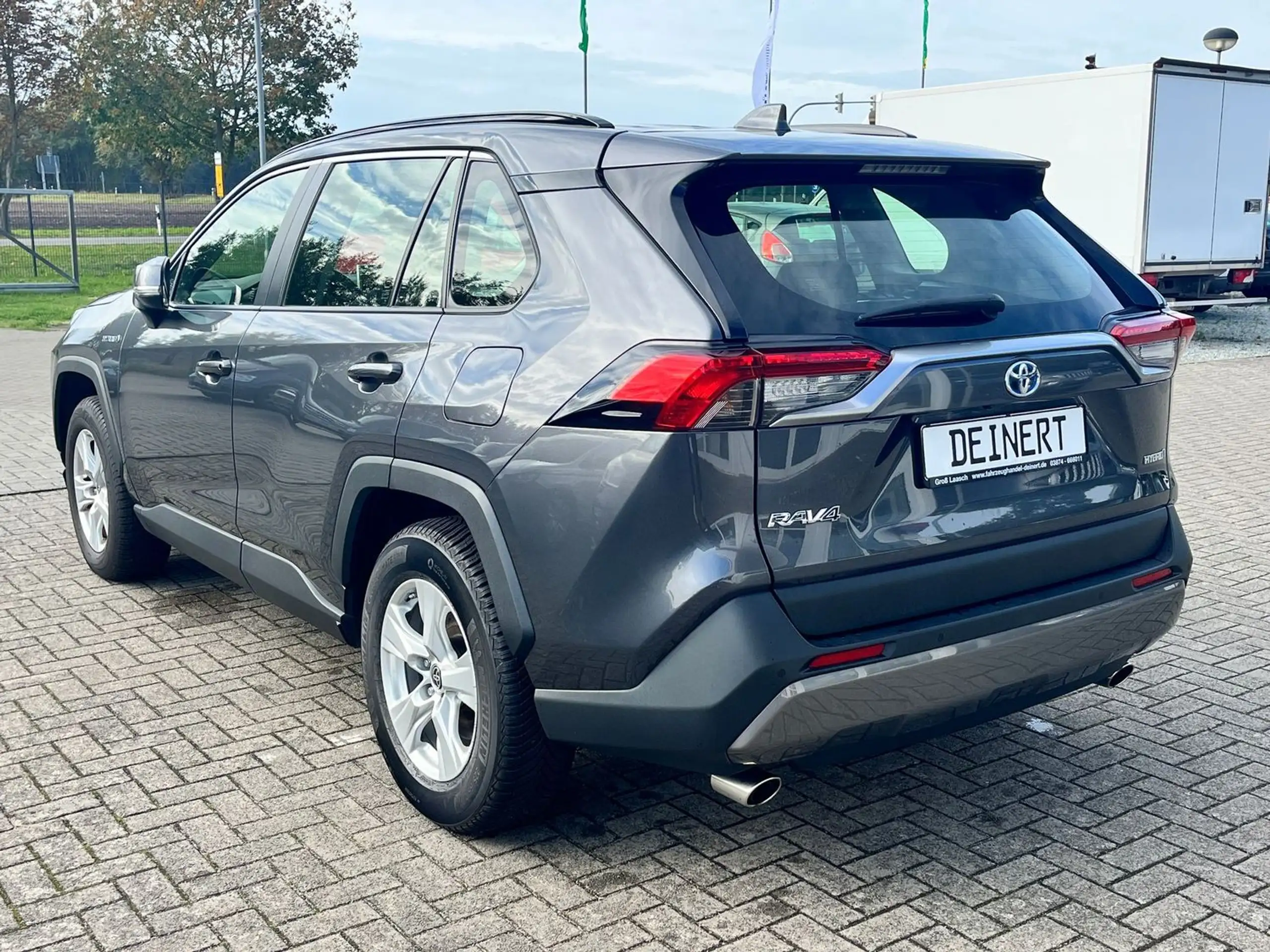 Toyota - RAV 4