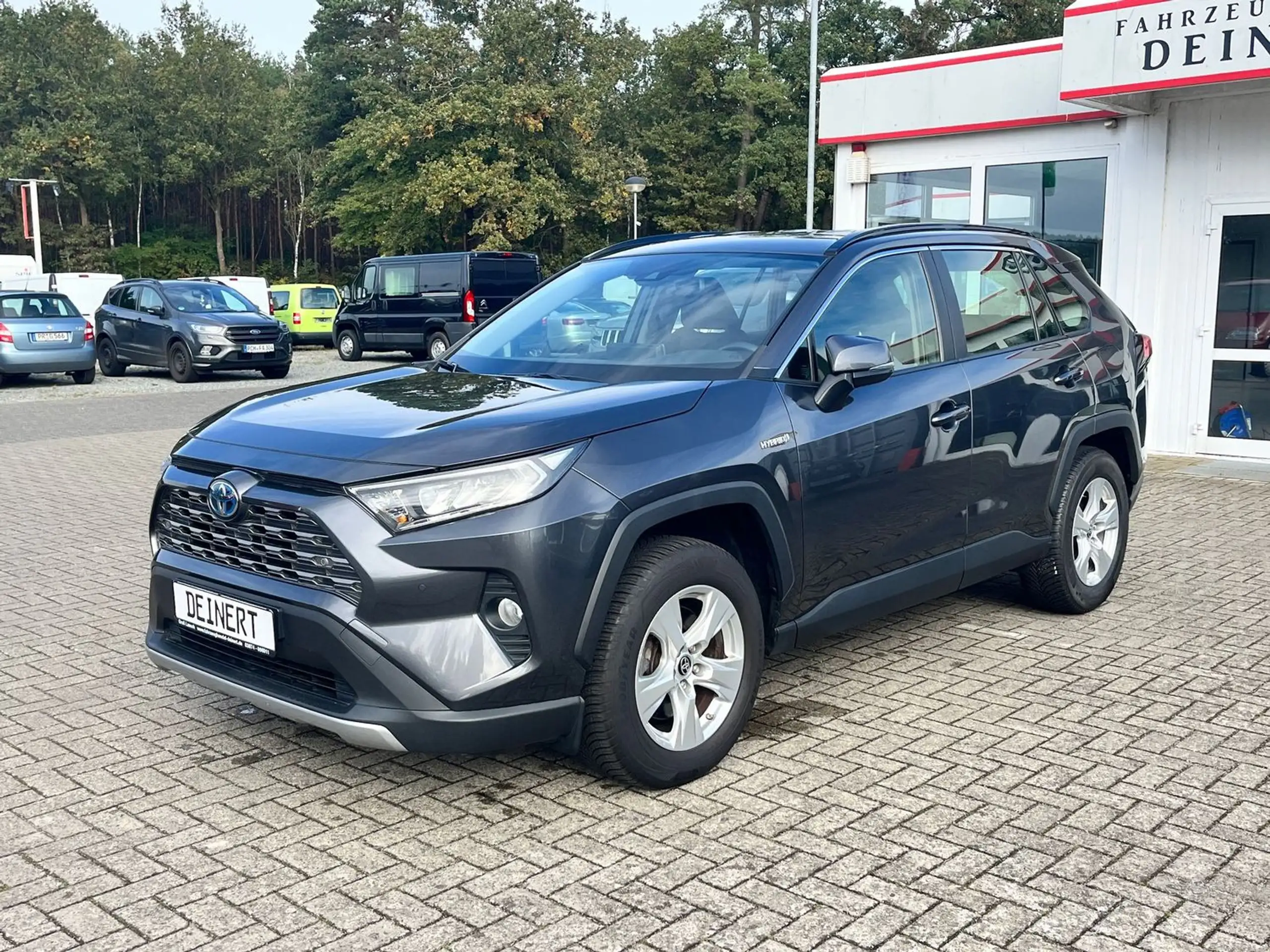 Toyota - RAV 4