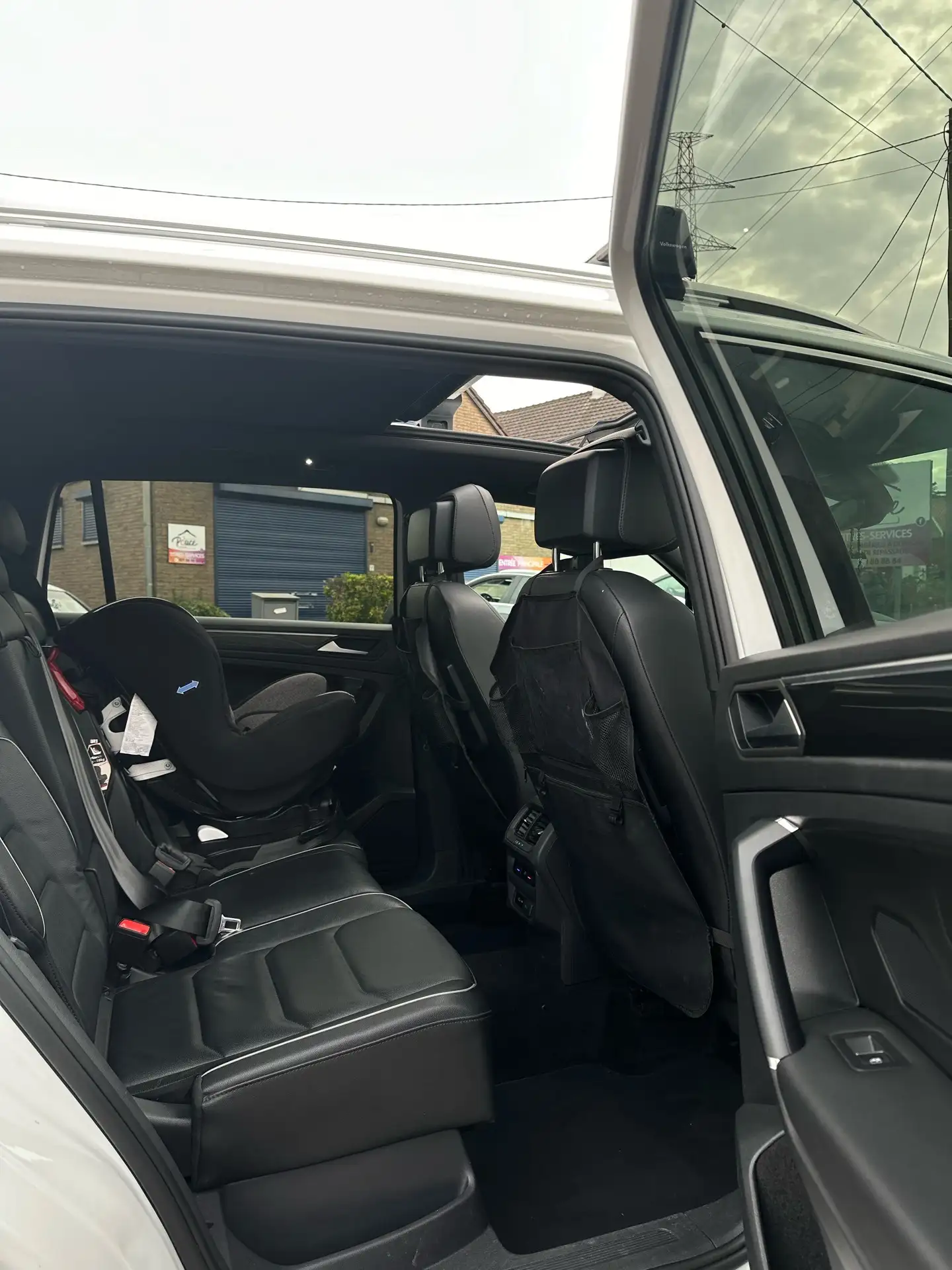 Volkswagen - Tiguan Allspace