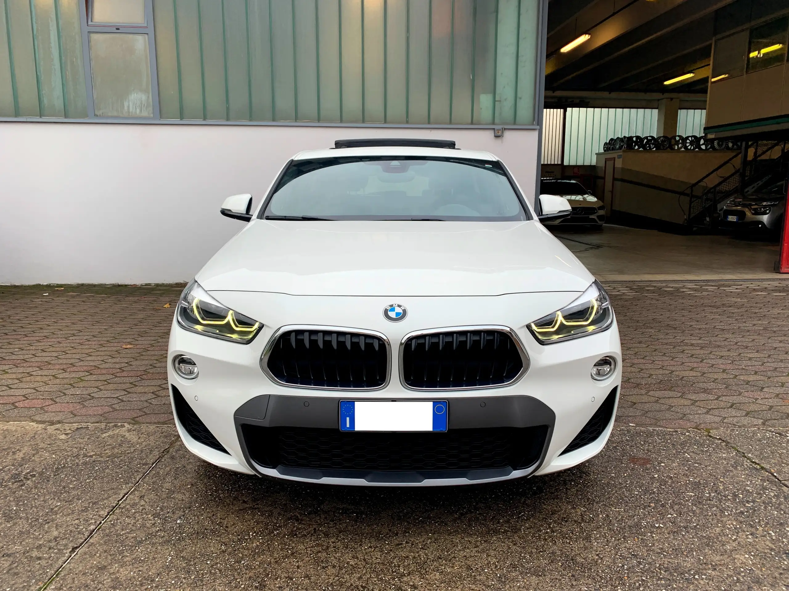 BMW - X2