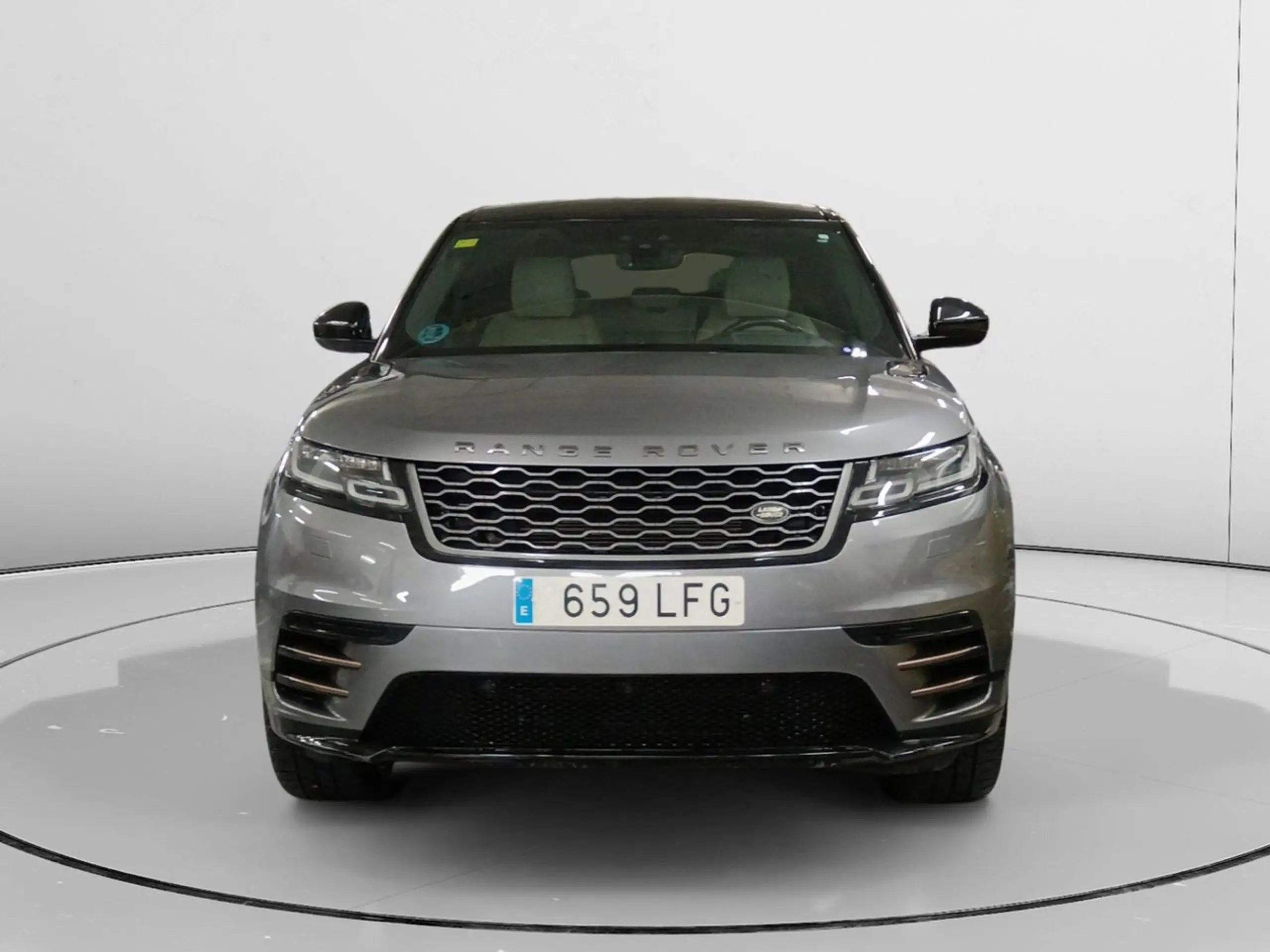 Land Rover - Range Rover Velar