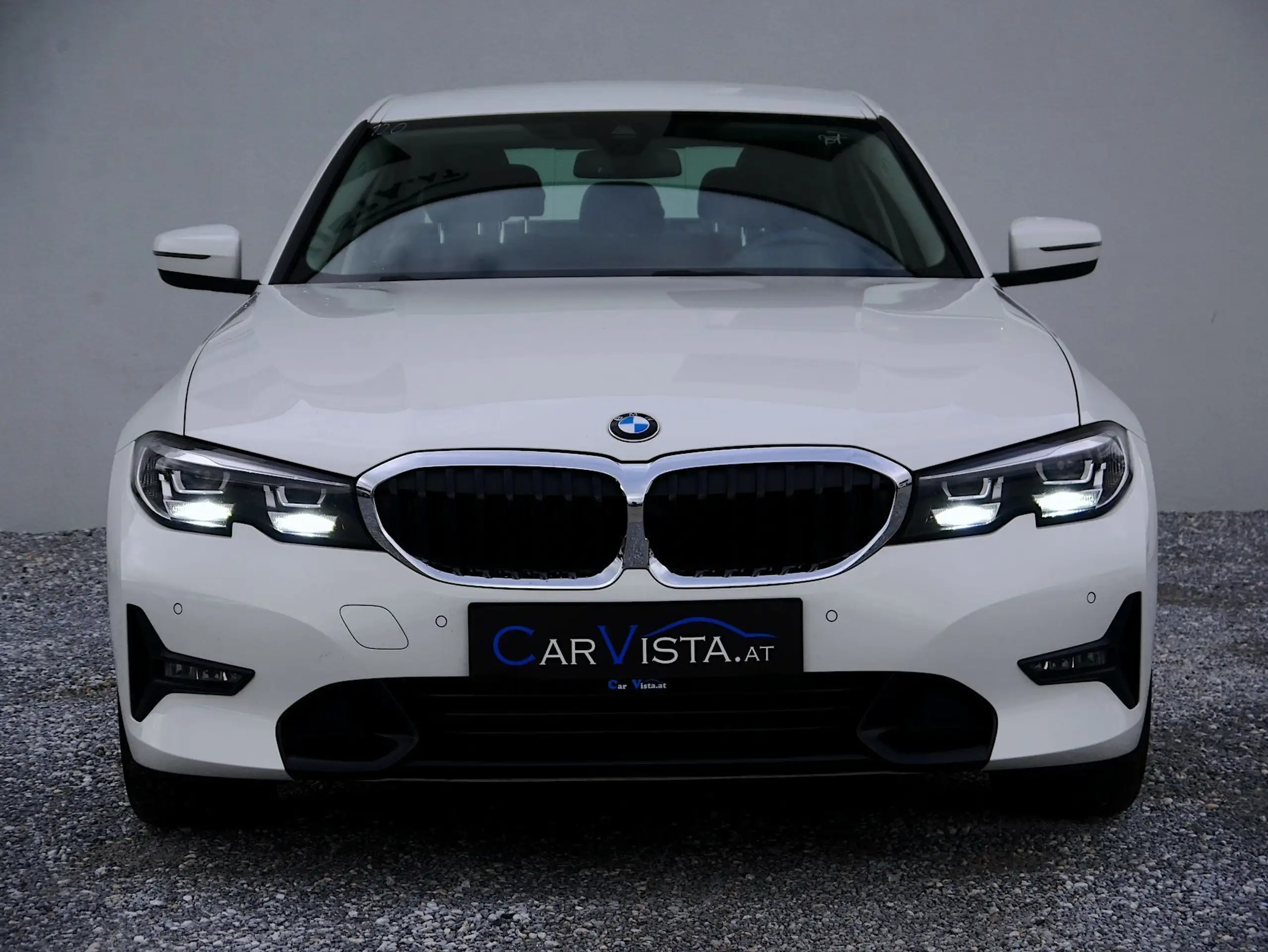 BMW 320 2019