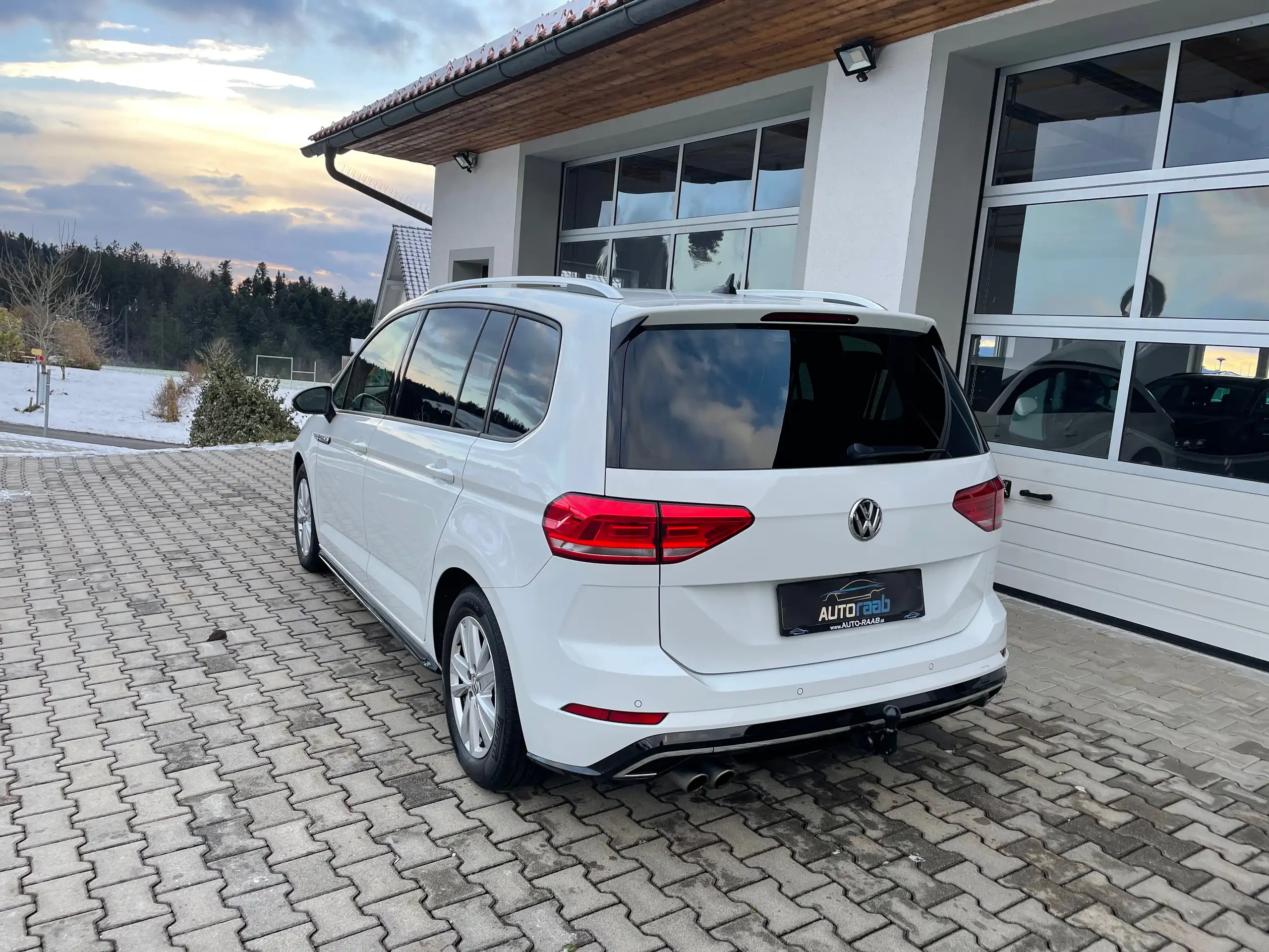 Volkswagen - Touran