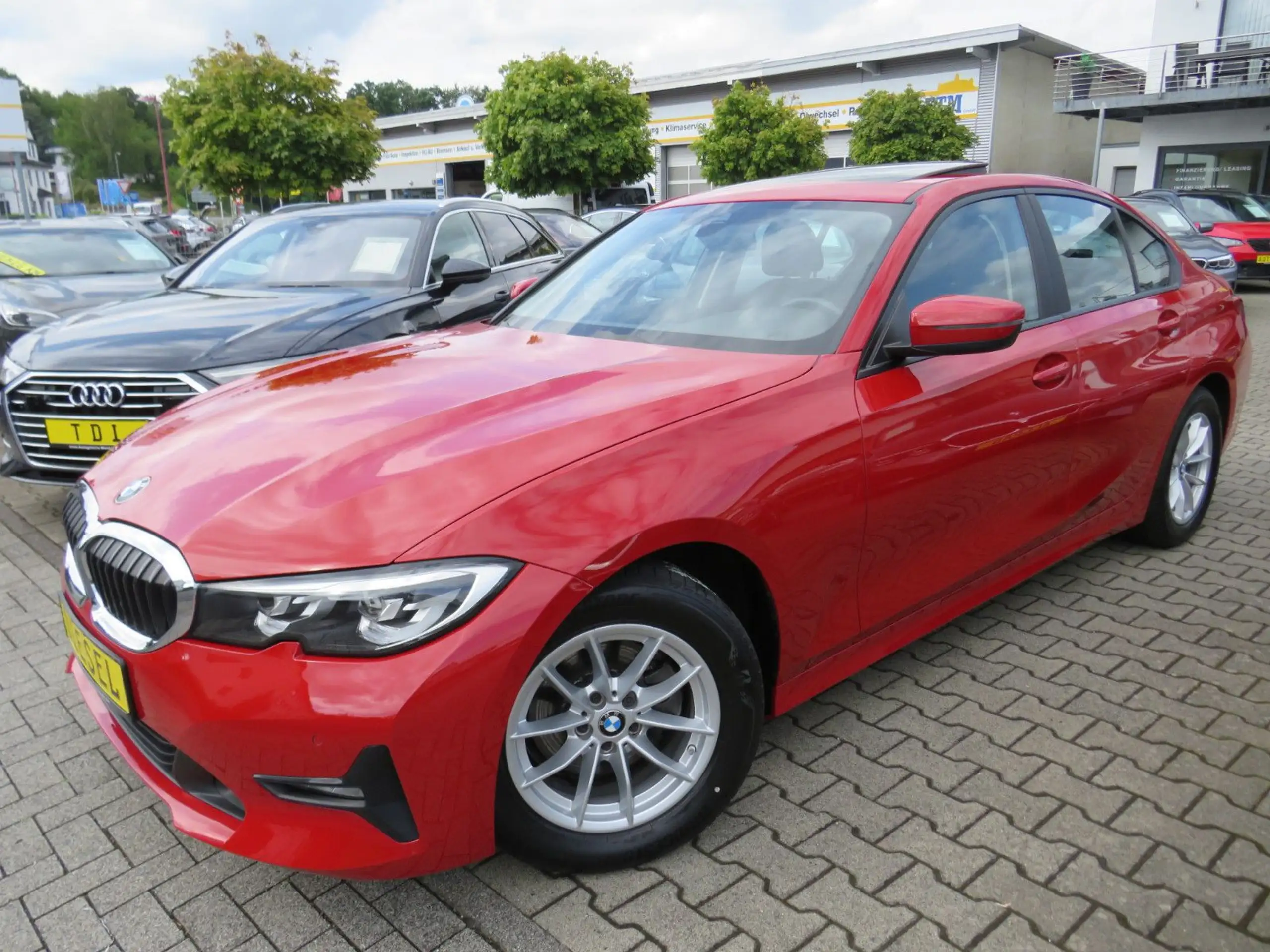 BMW 320 2019